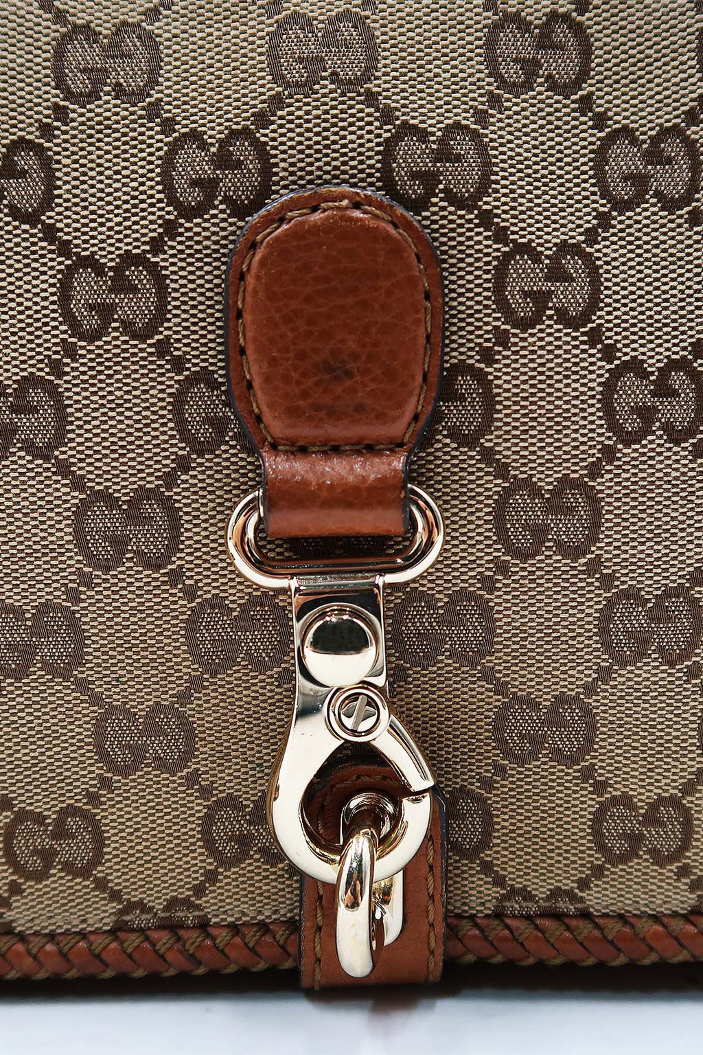 Medium GG Canvas Marrakech Messenger Bag Brown