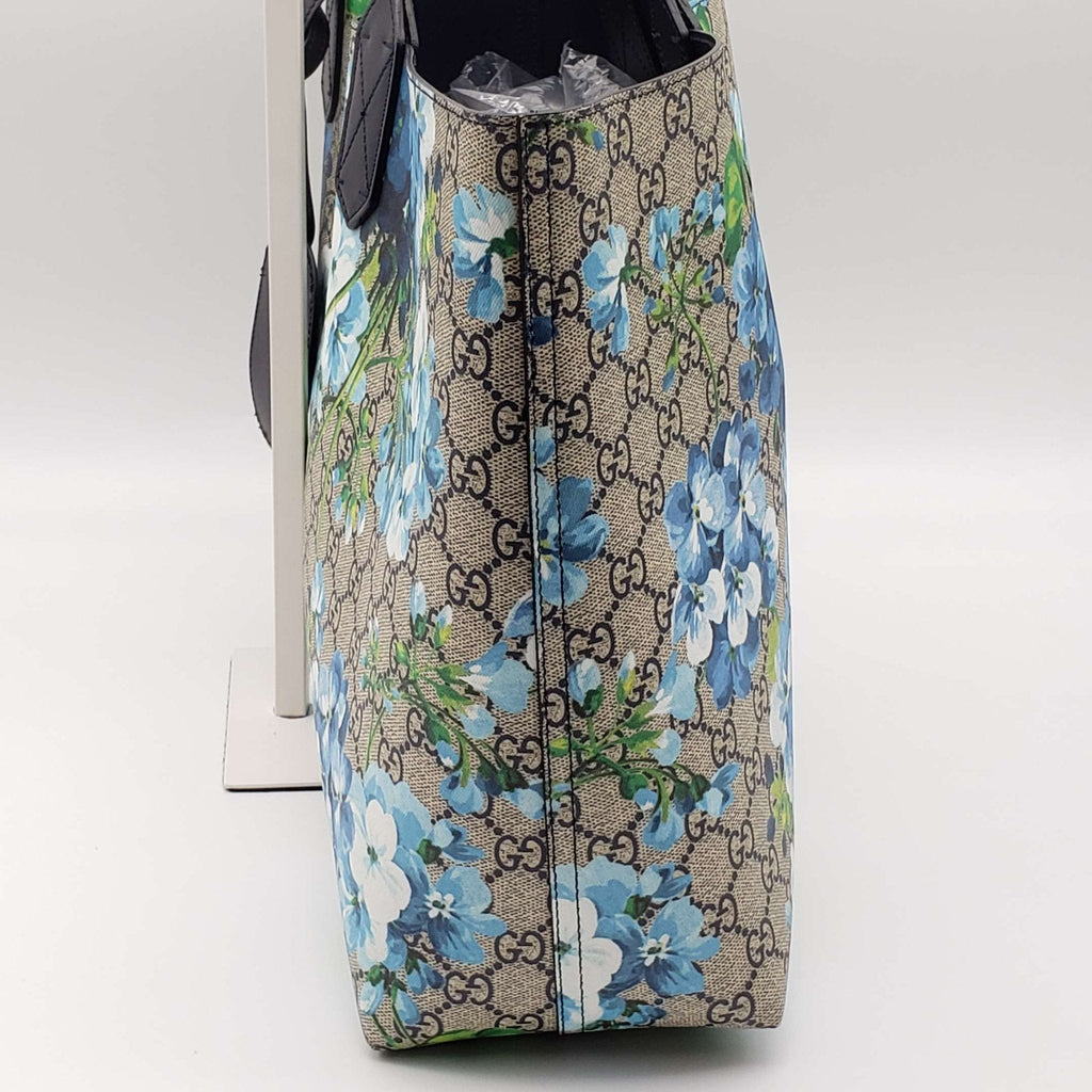 Gucci Reversible Bloom Medium Tote Blue Shoulder Bag