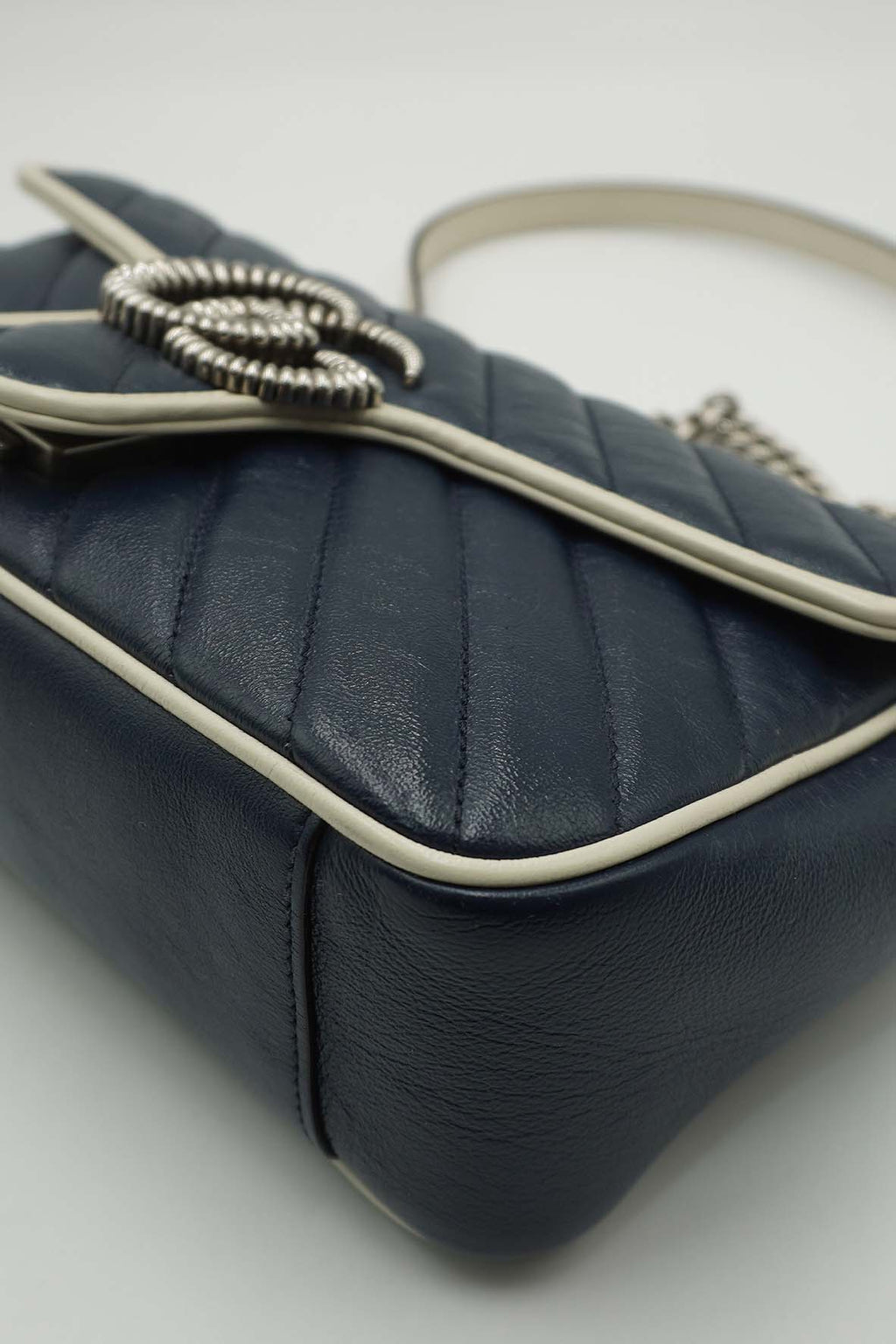 GG Marmont Small Matelasse Shoulder Bag Navy White Blue