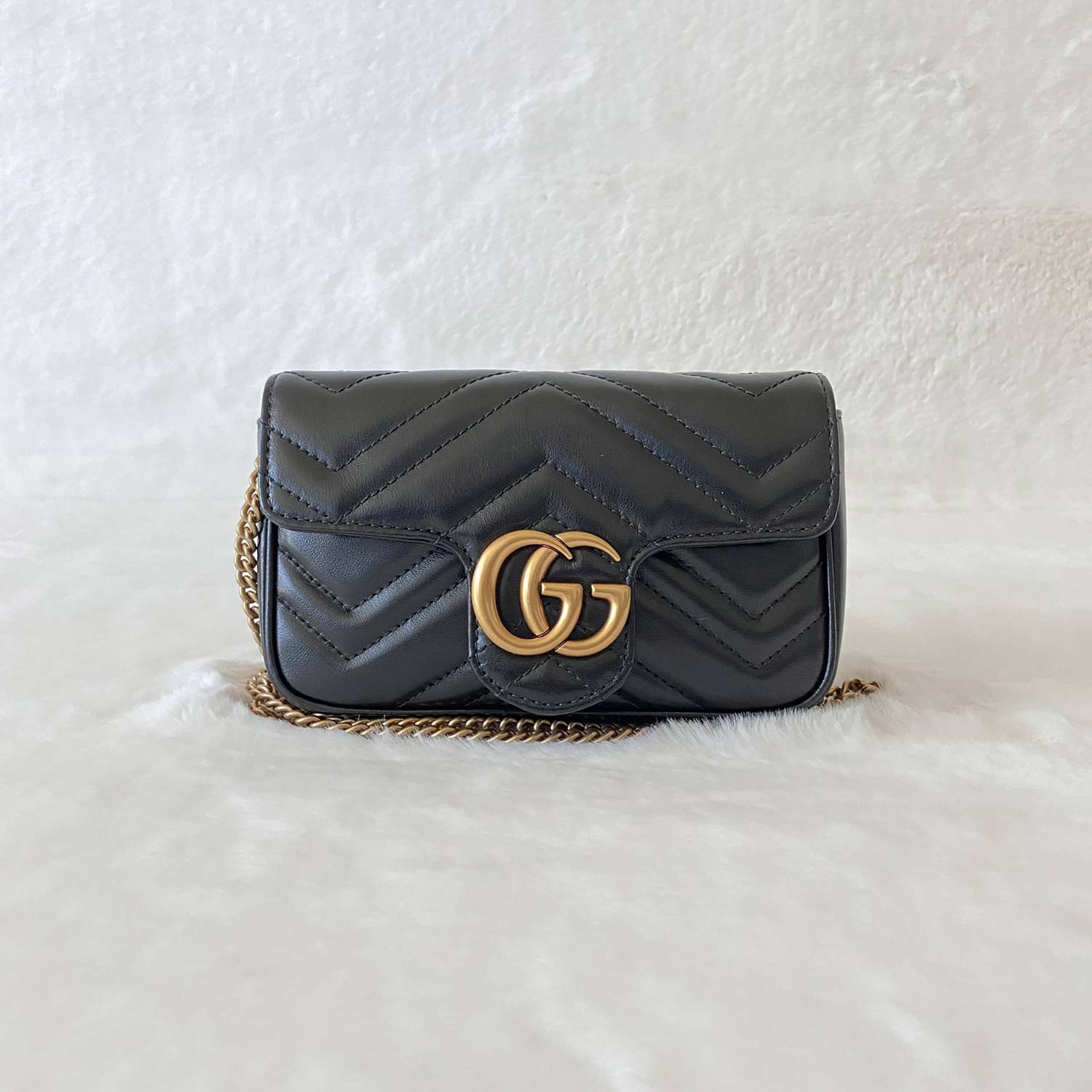 Gucci GG Marmont MatelassÃƒÆ’Ã‚Â© Super Mini Bag