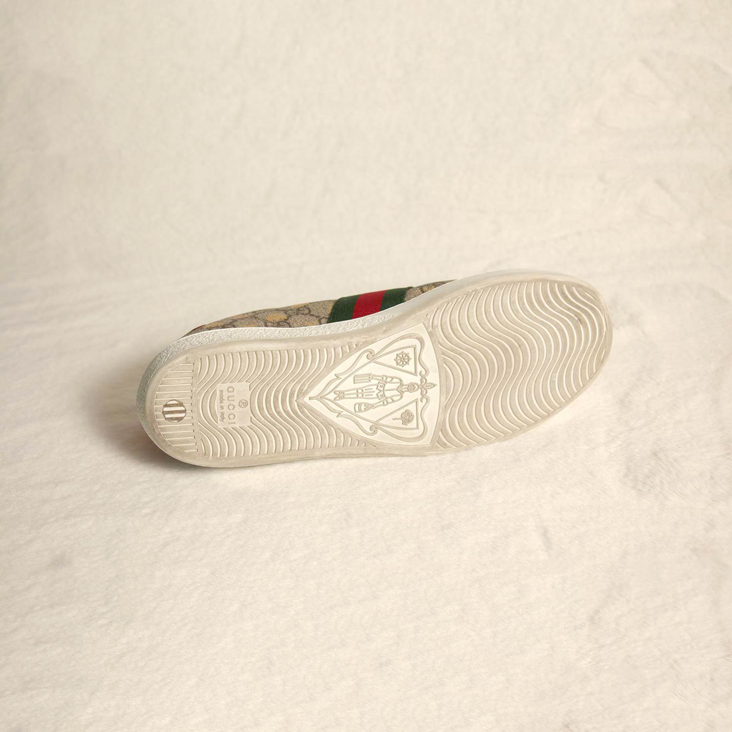 Gucci Bee Ace GG Supreme Sneakers