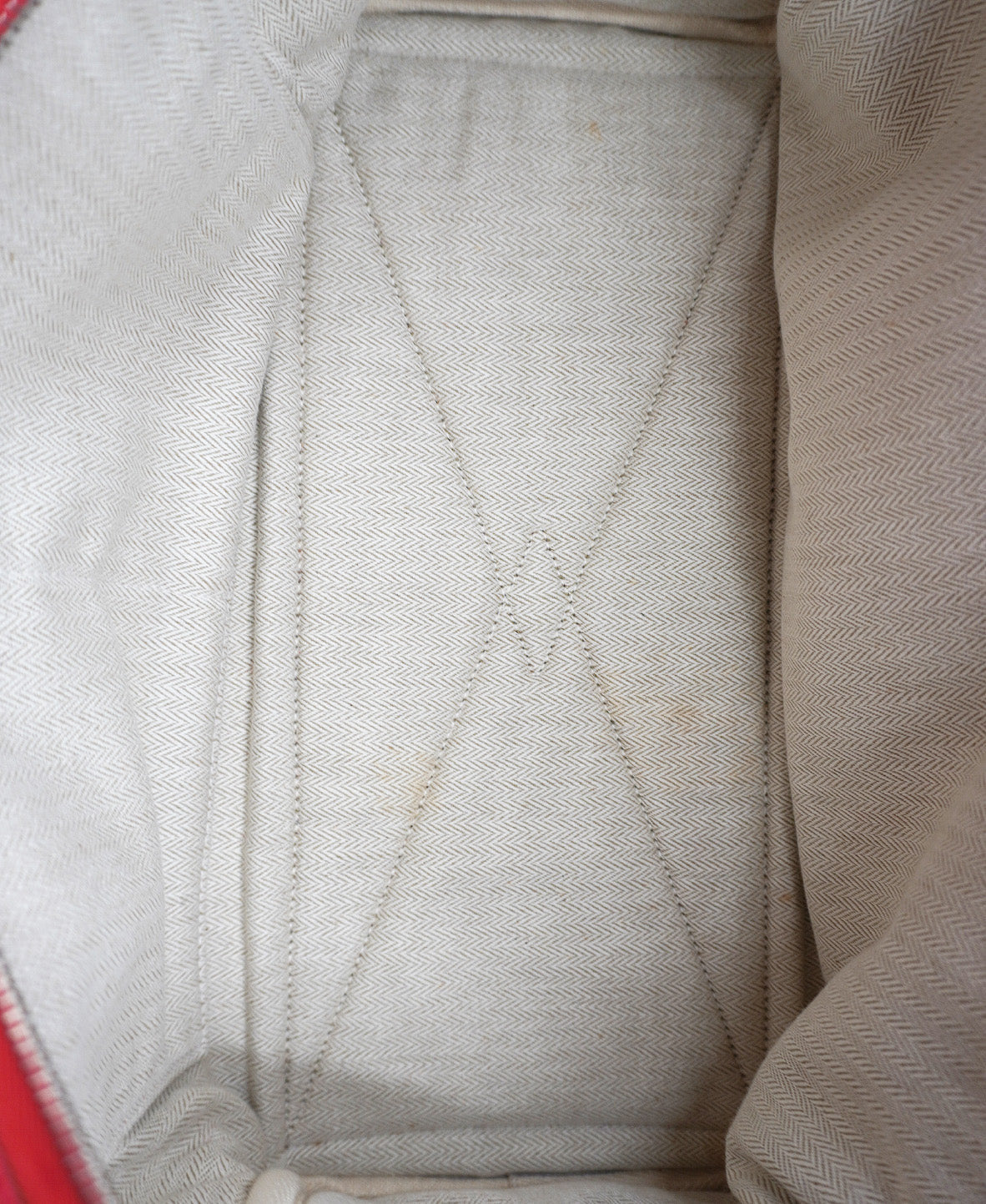 Clemence Victoria II 35 Red