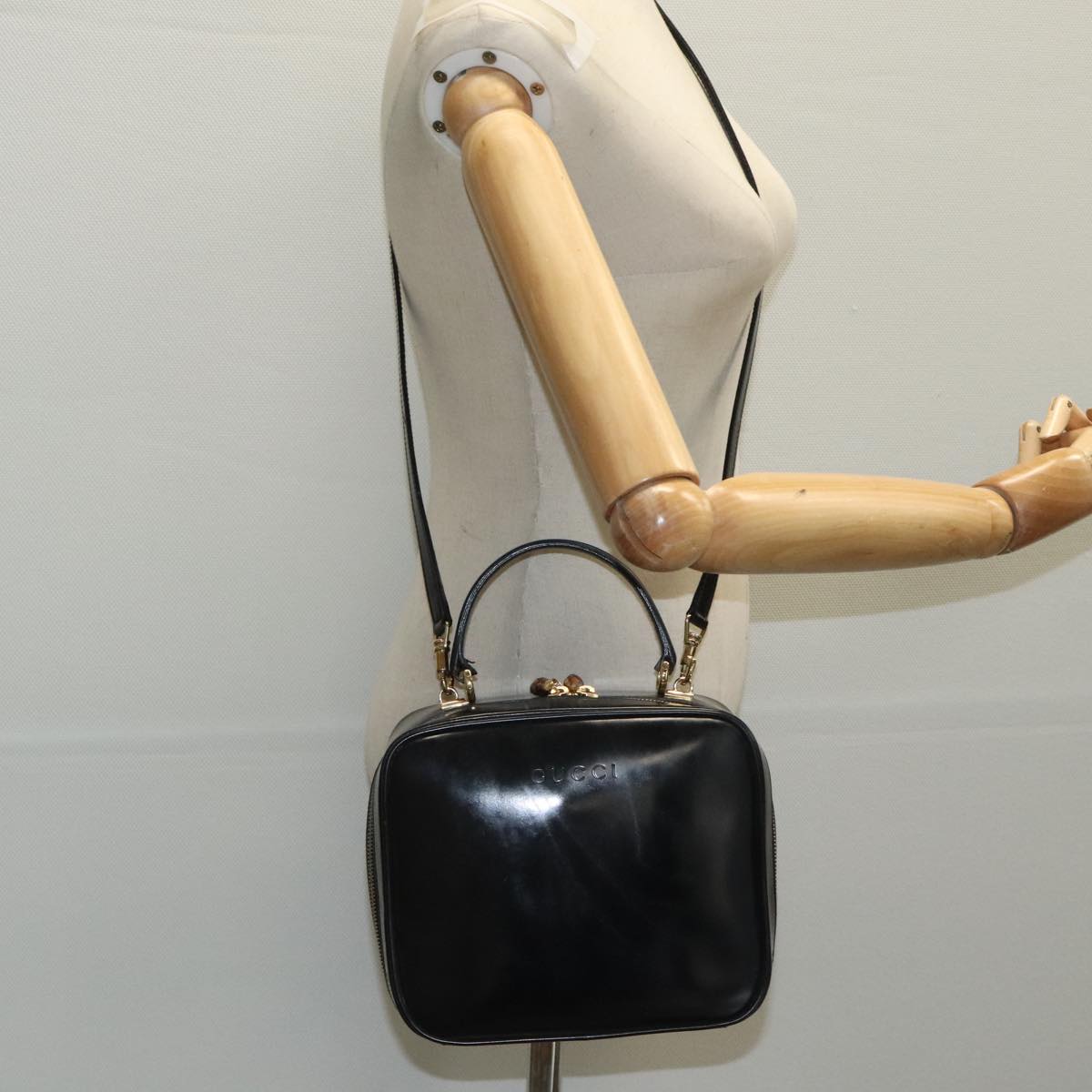 GUCCI Bamboo Vanity Pot Pouch Enamel 2way Black Gold 000 270 0323 hk1713