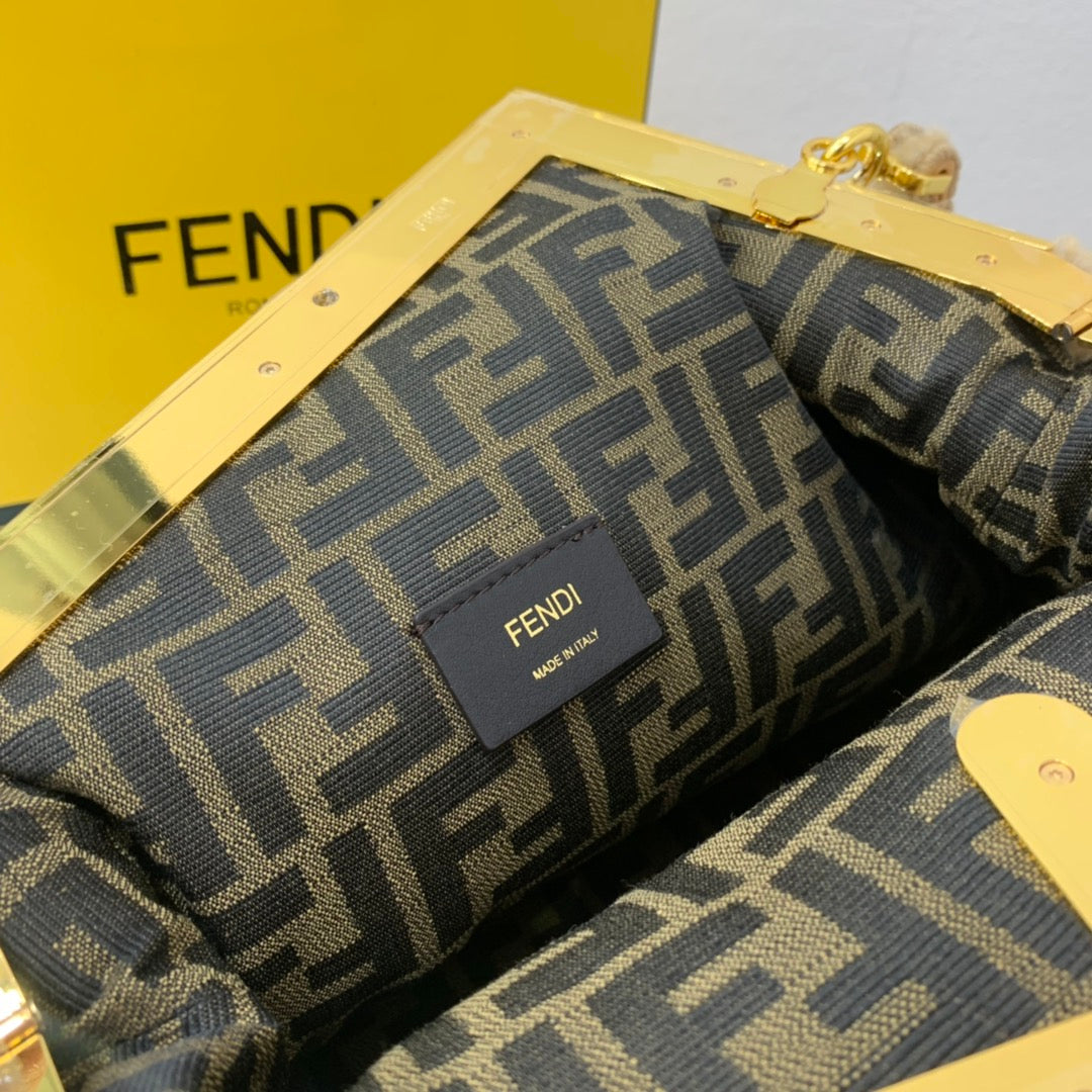 ELE -  Bag - FED - 326