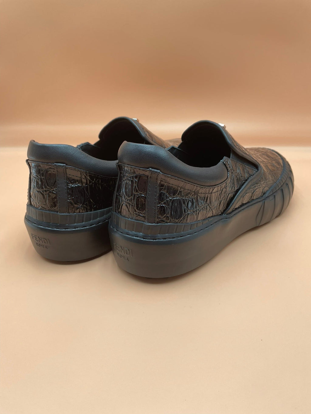 Luxury Shoes - FED - 640