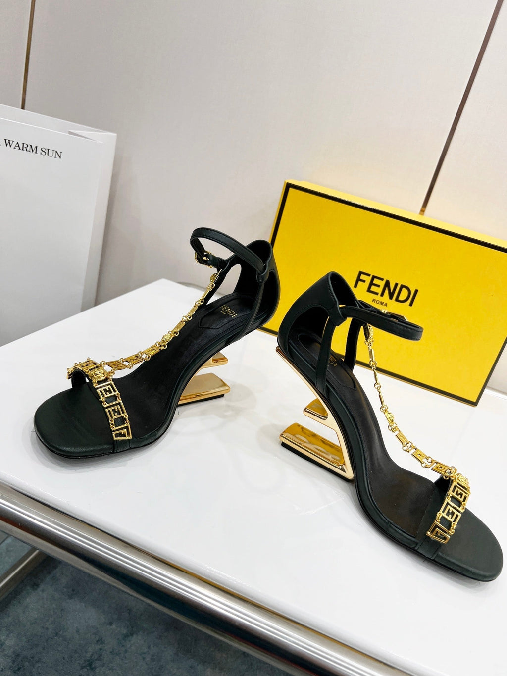 Luxury Shoes - FED - 677