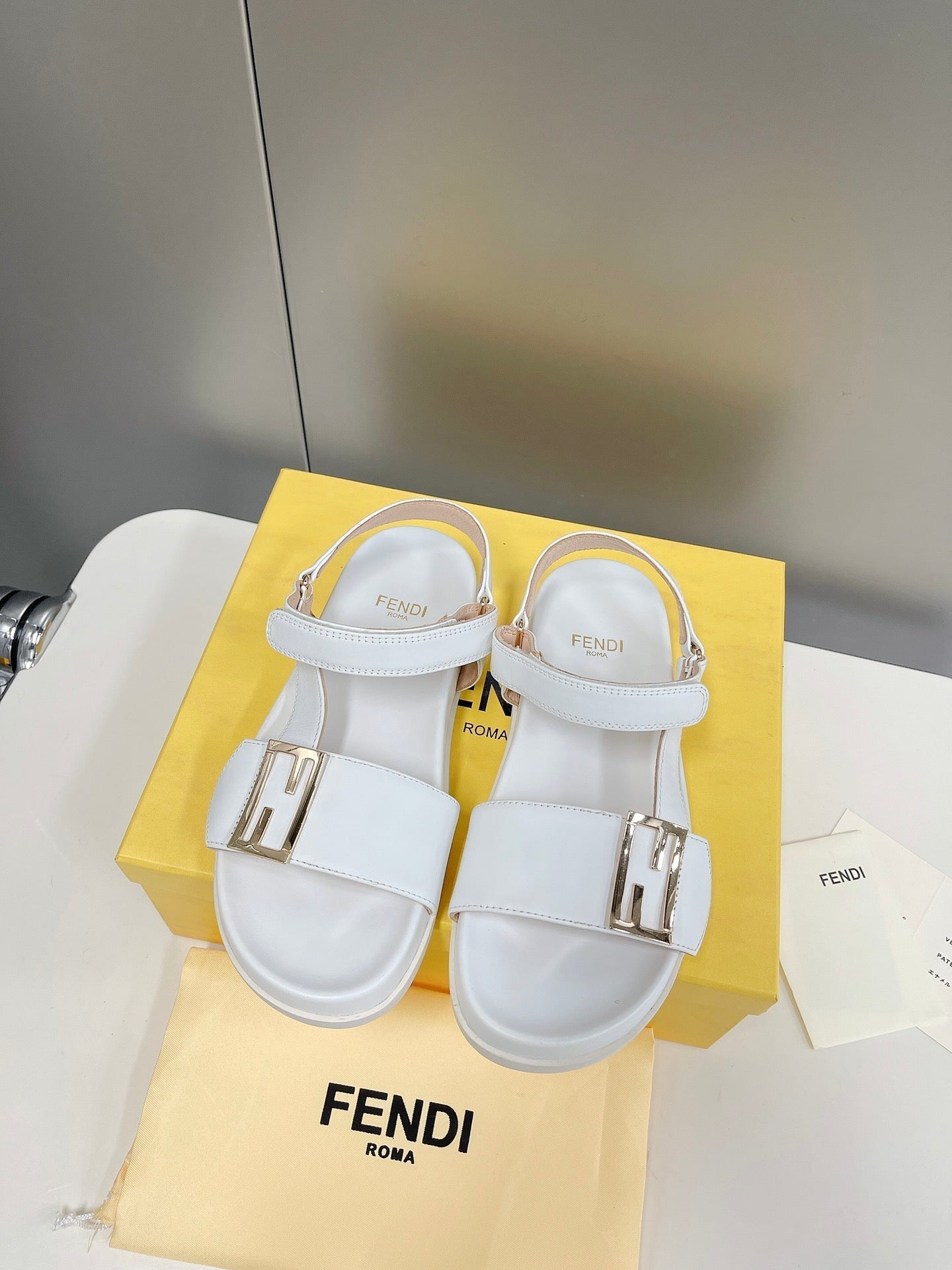 Luxury Shoes - FED - 659