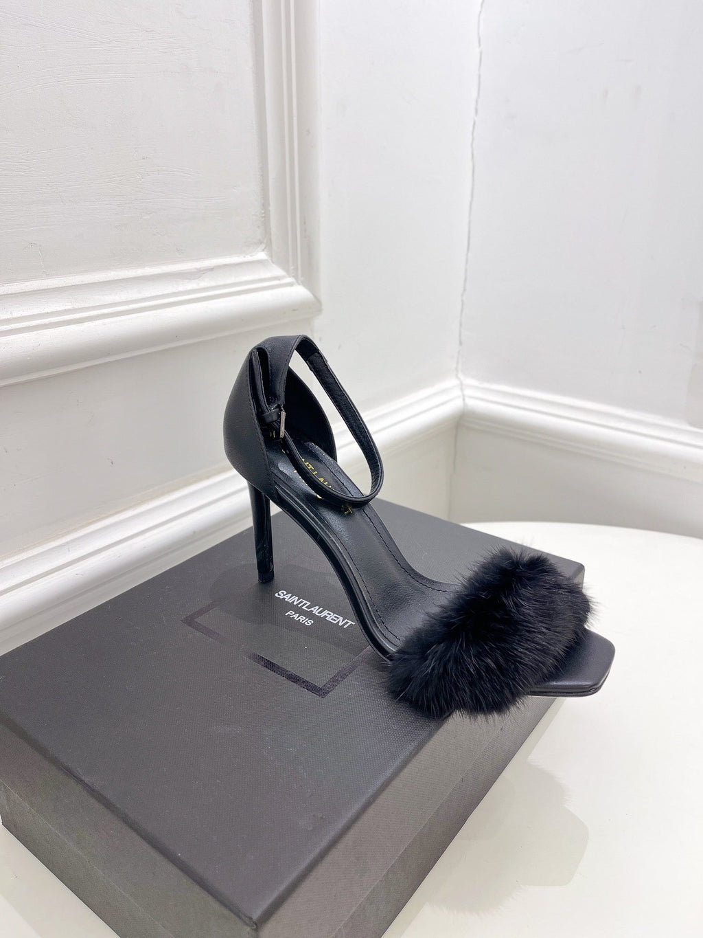 Luxury Shoes Sandals - SL - 554
