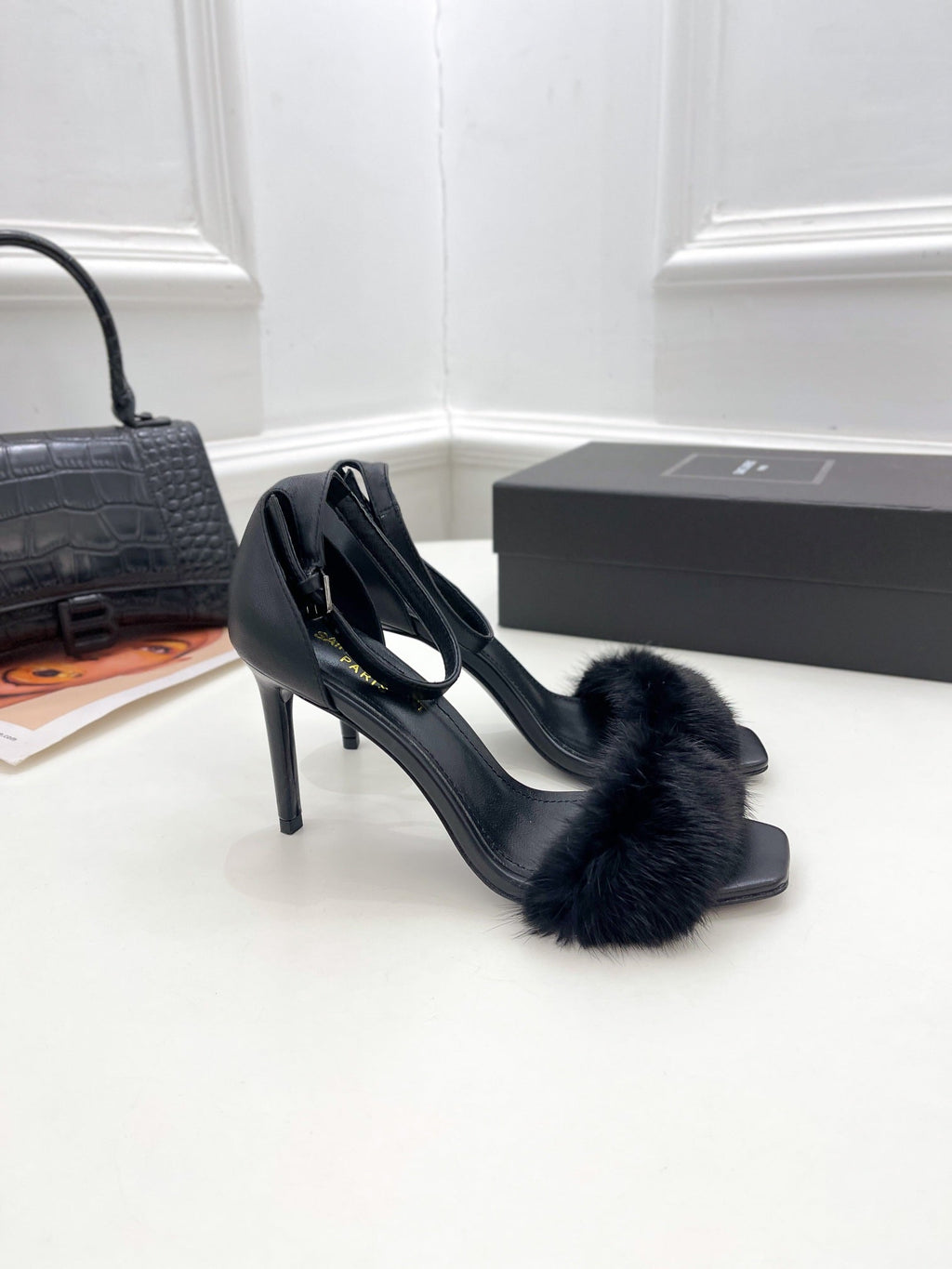 Luxury Shoes Sandals - SL - 554