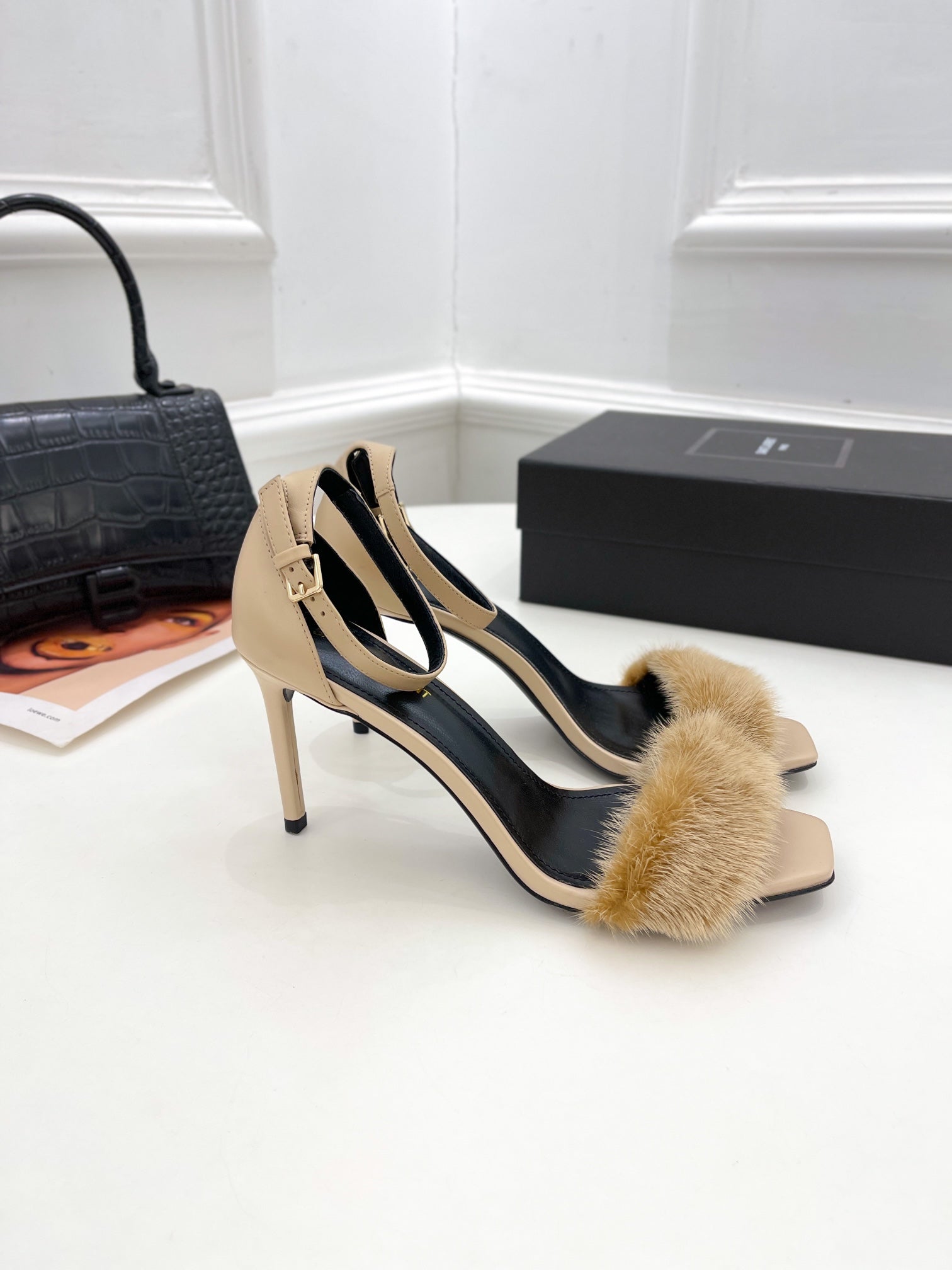 Luxury Shoes Sandals - SL - 526