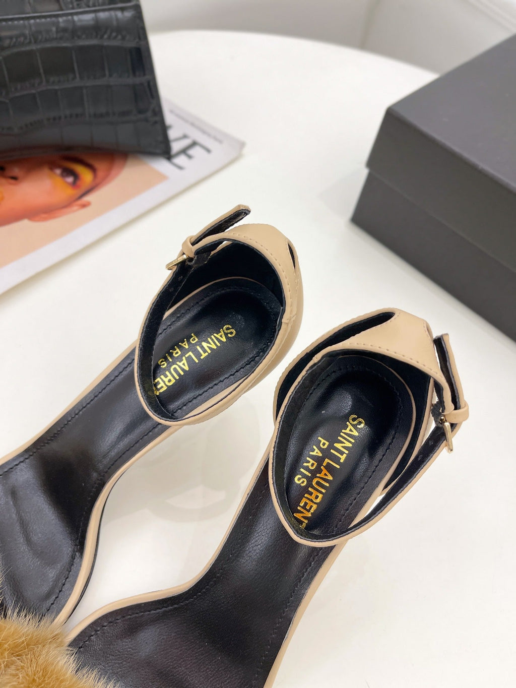 Luxury Shoes Sandals - SL - 526