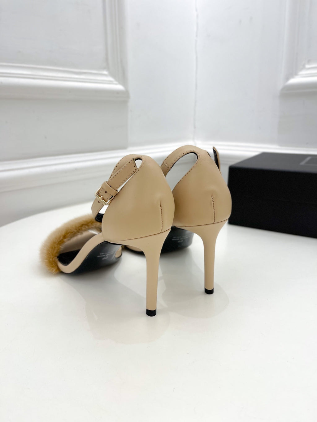 Luxury Shoes Sandals - SL - 526