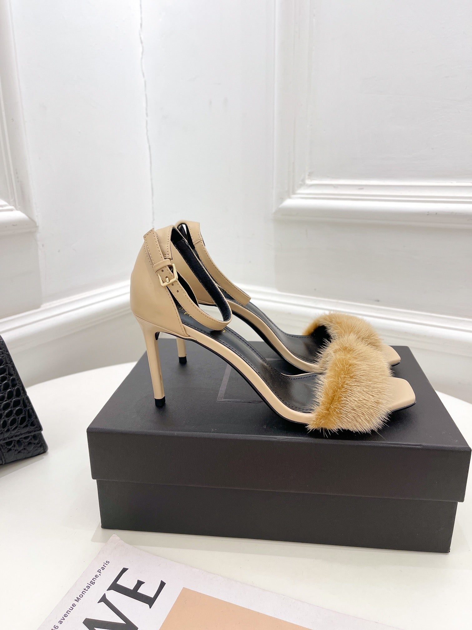 Luxury Shoes Sandals - SL - 555