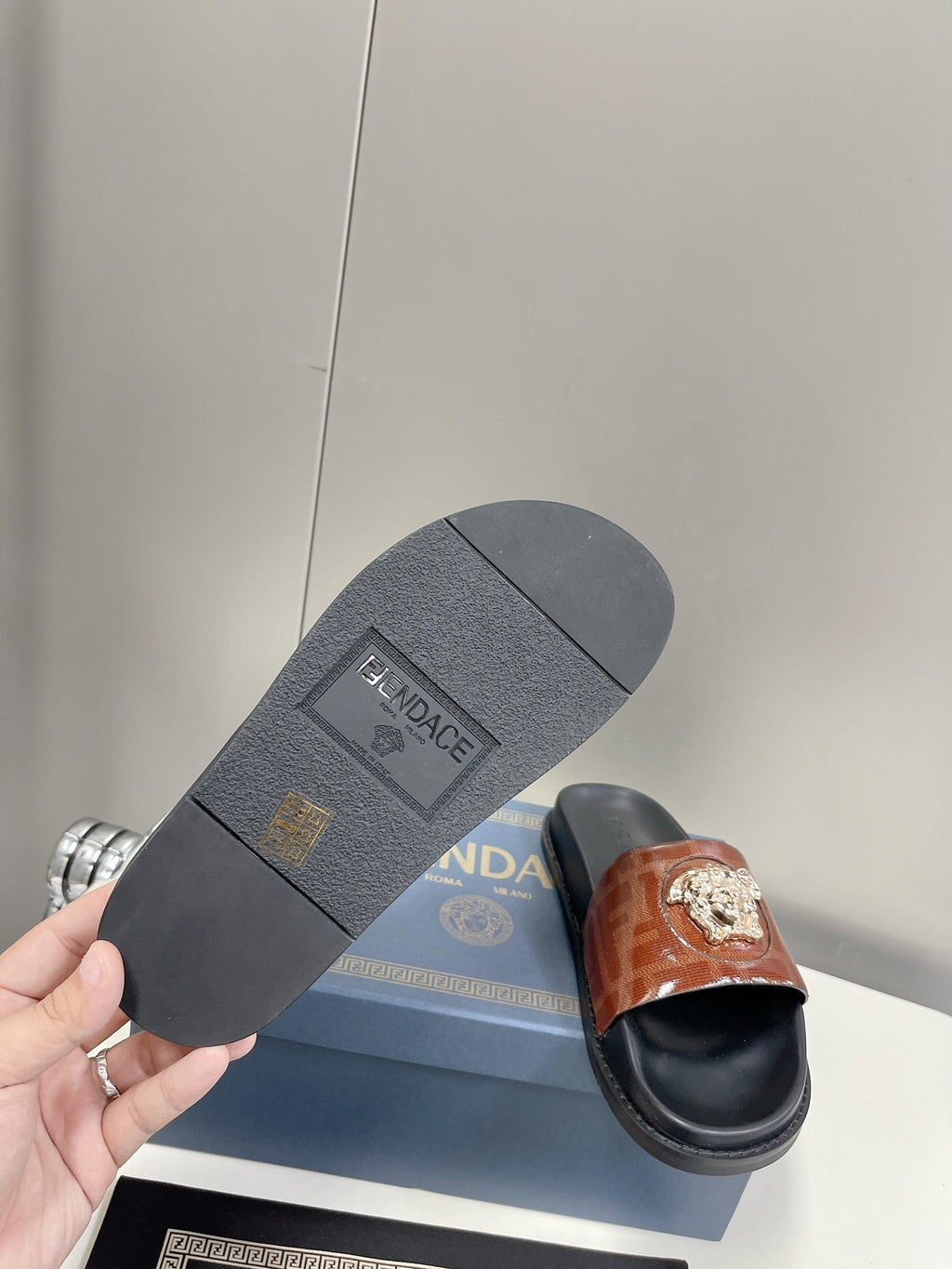 Luxury Shoes - FED - 518
