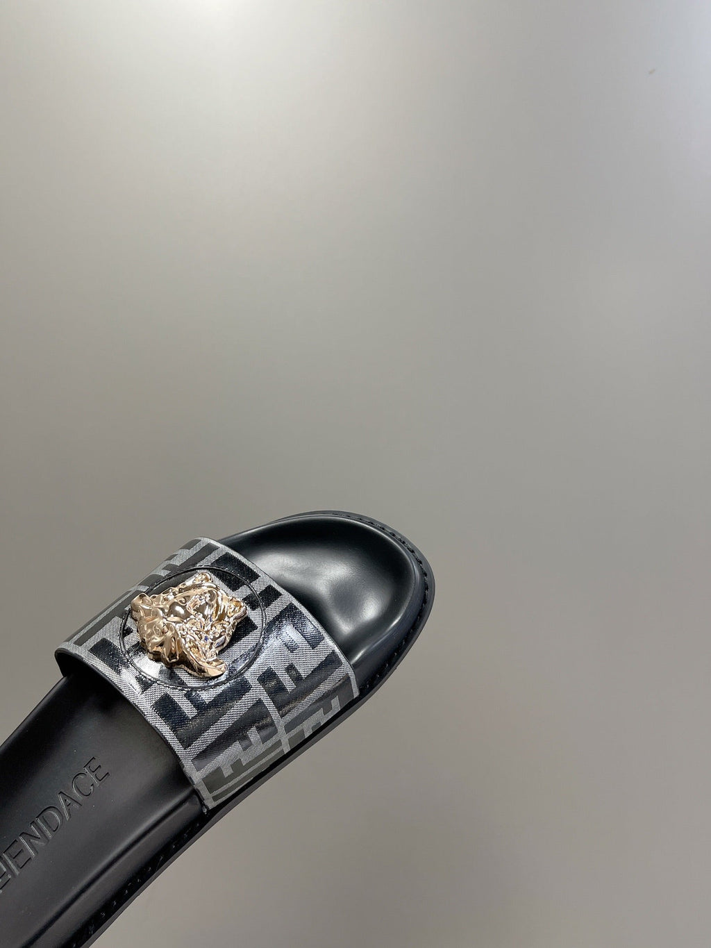 Luxury Shoes - FED - 516