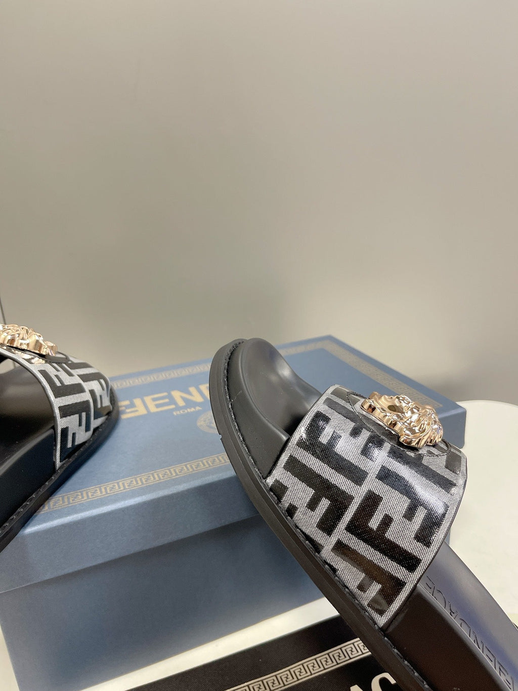 Luxury Shoes - FED - 516