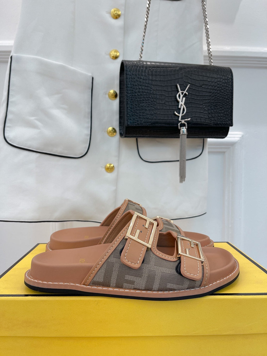 Luxury Shoes - FED - 503