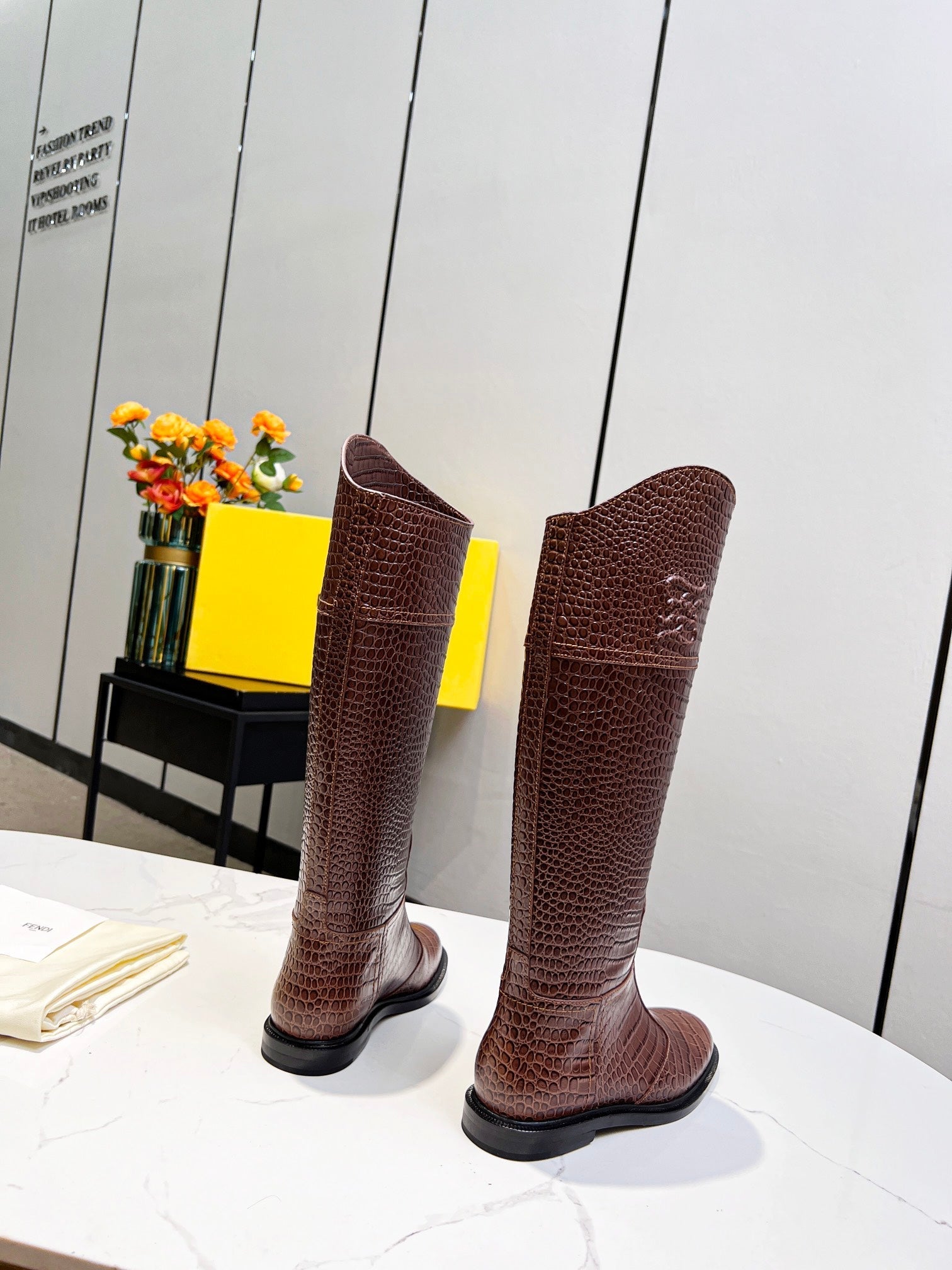 Luxury Shoes - FED - 412