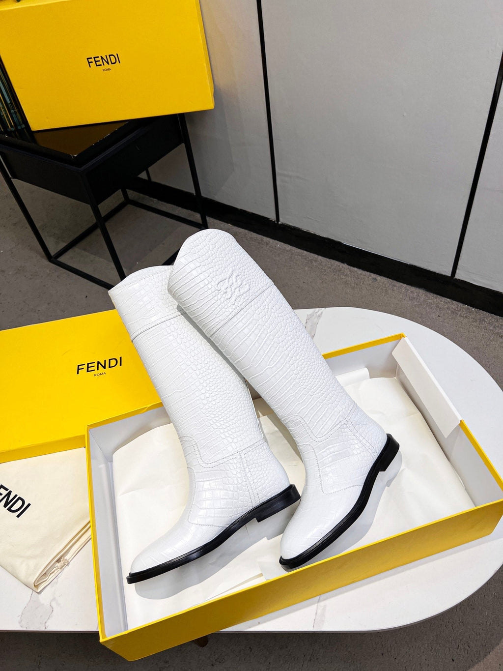 Luxury Shoes - FED - 410