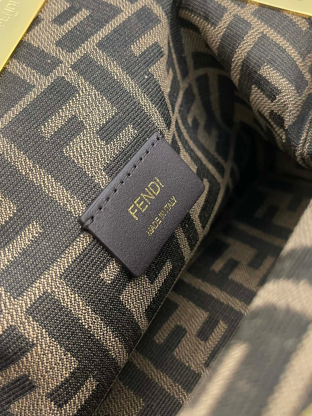 ELE -  Bag - FED - 112