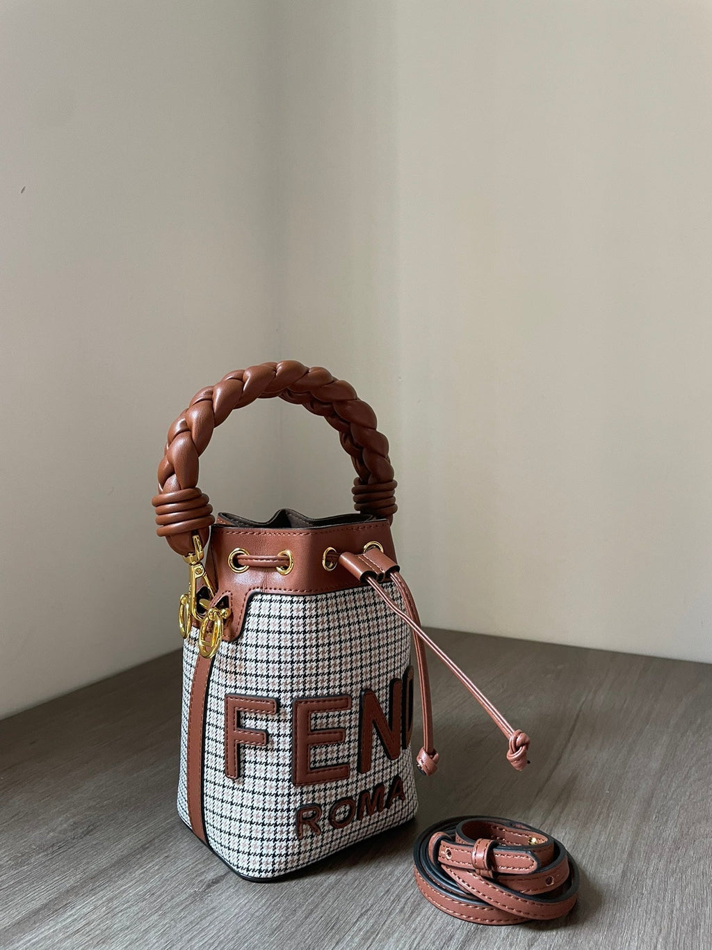 ELE -  Bag - FED - 107