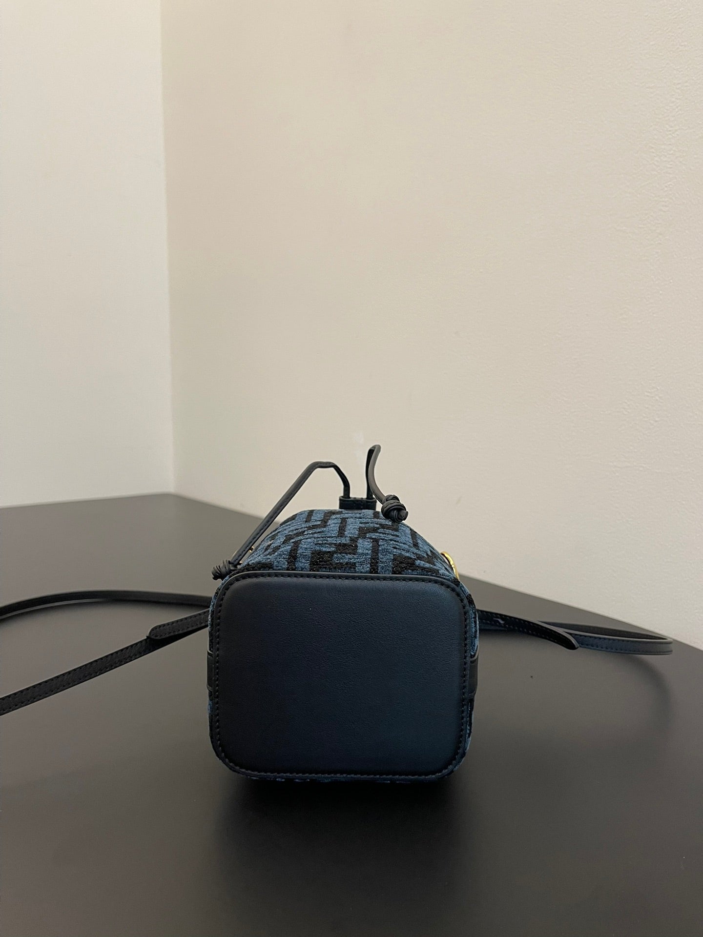 ELE -  Bag - FED - 115