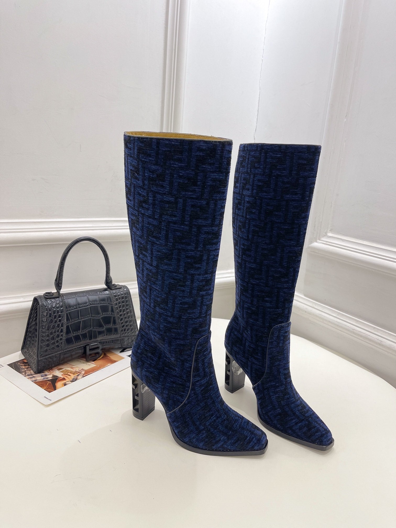 Luxury Shoes - FED - 340