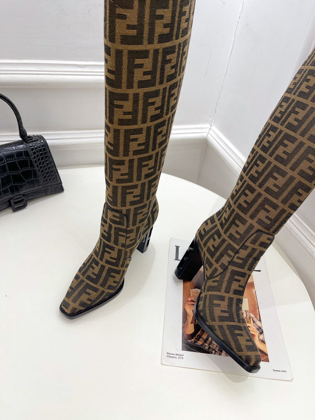 Luxury Shoes - FED - 343