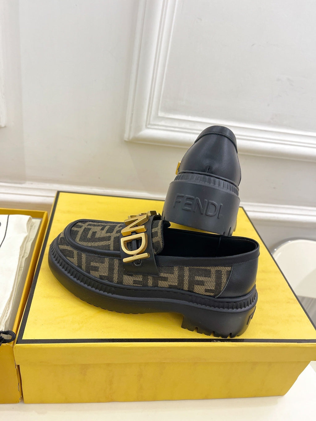 Luxury Shoes - FED - 328