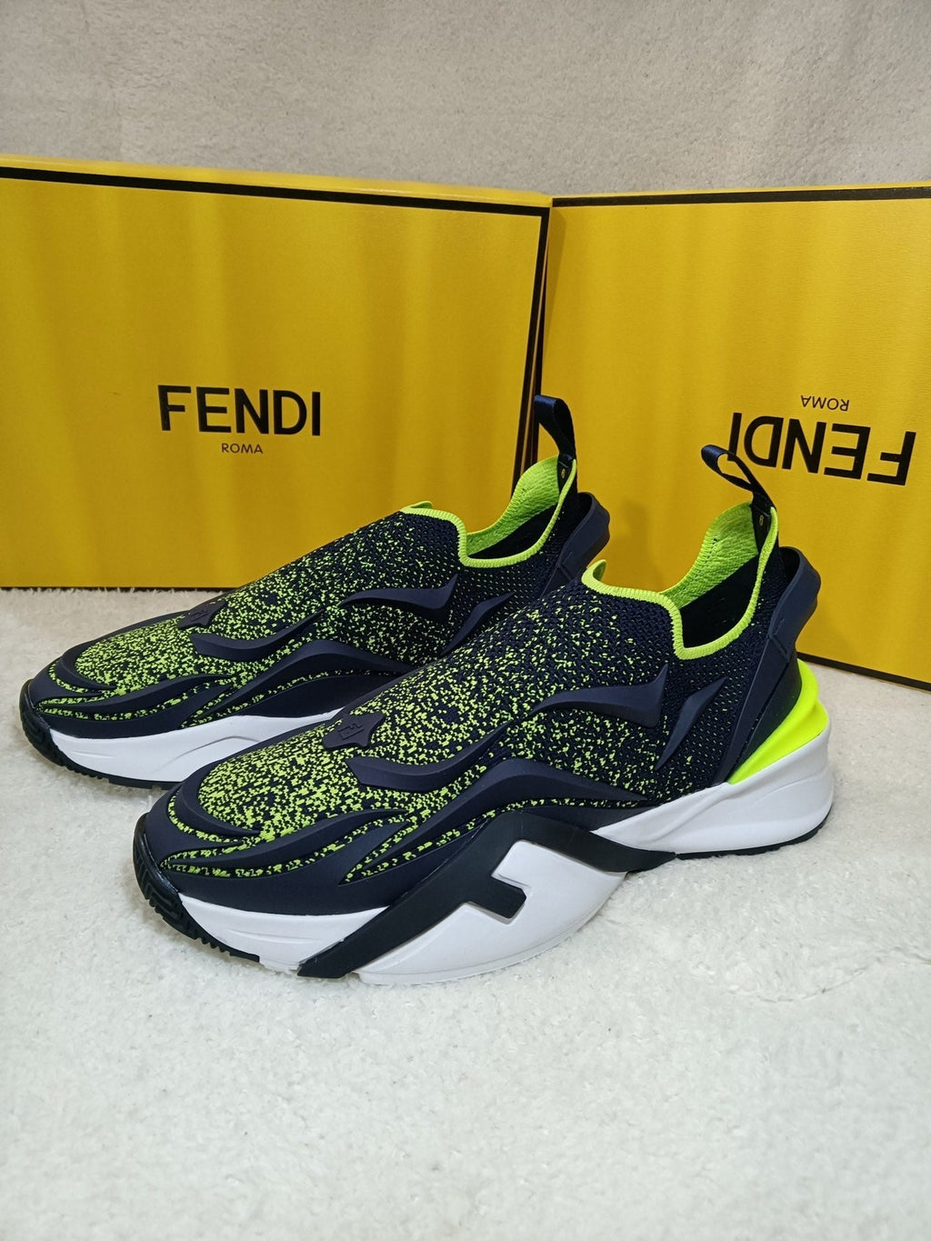 Luxury Shoes - FED - 300