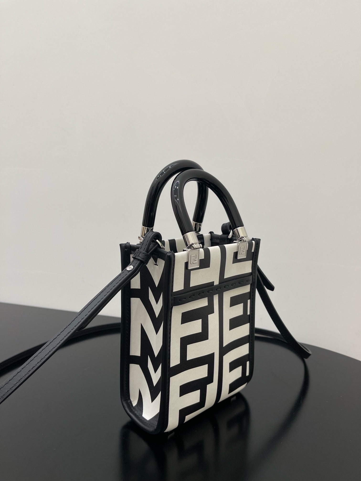 ELE -  Bag - FED - 081