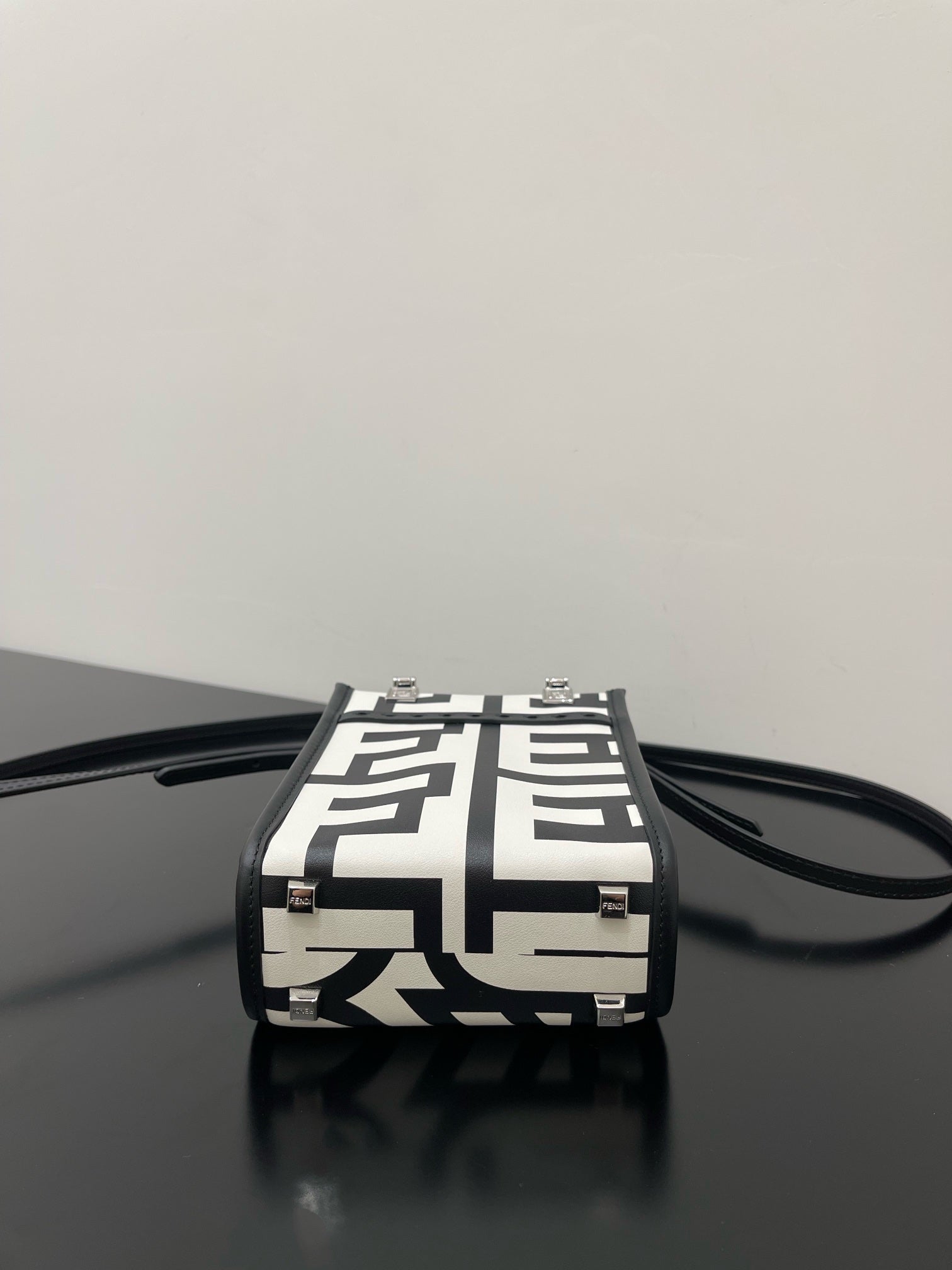 ELE -  Bag - FED - 081