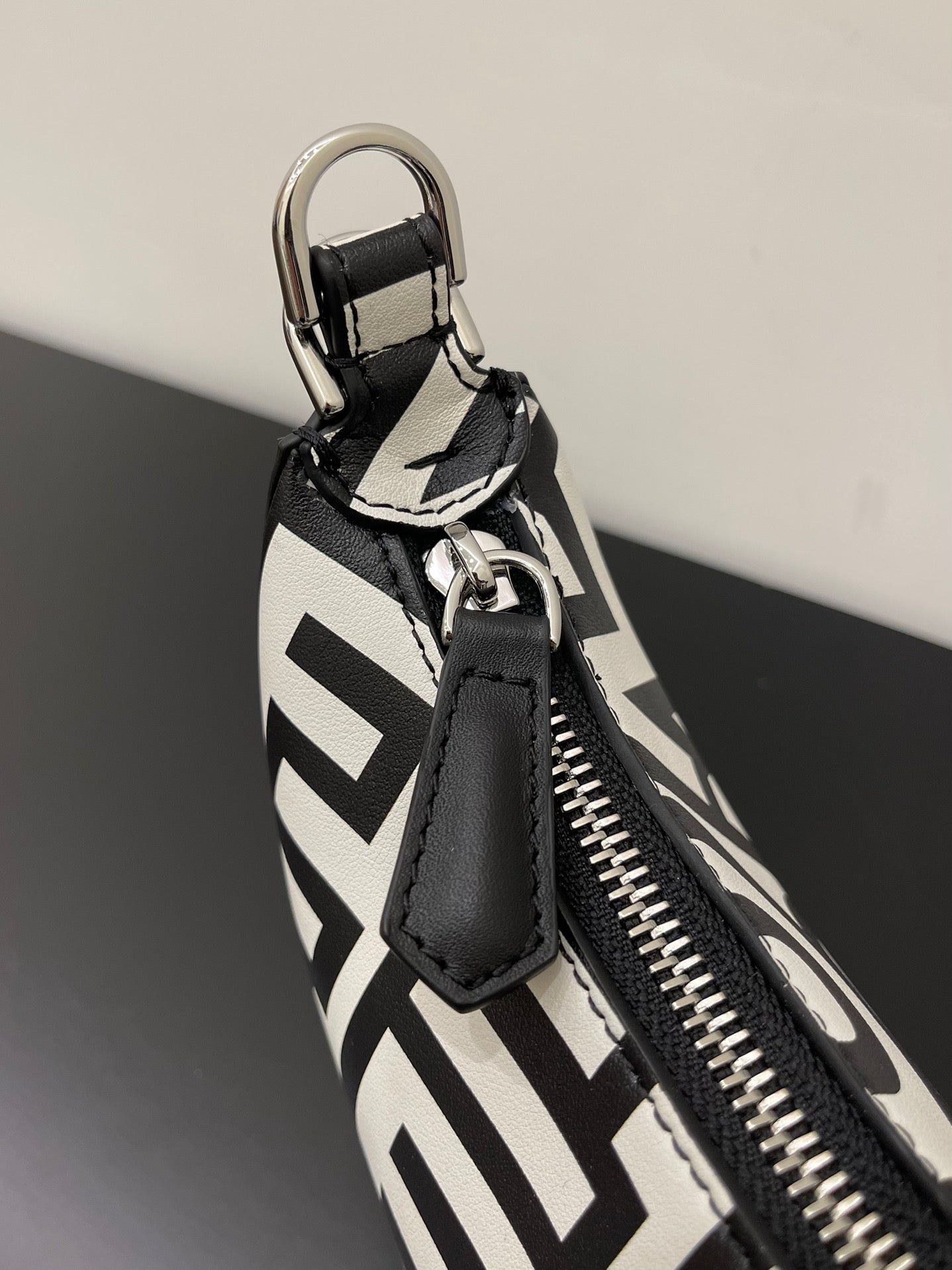 ELE -  Bag - FED - 084