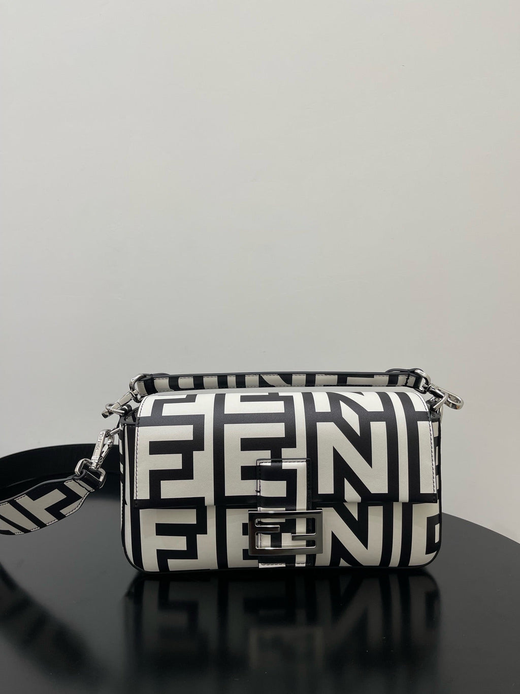 ELE -  Bag - FED - 082