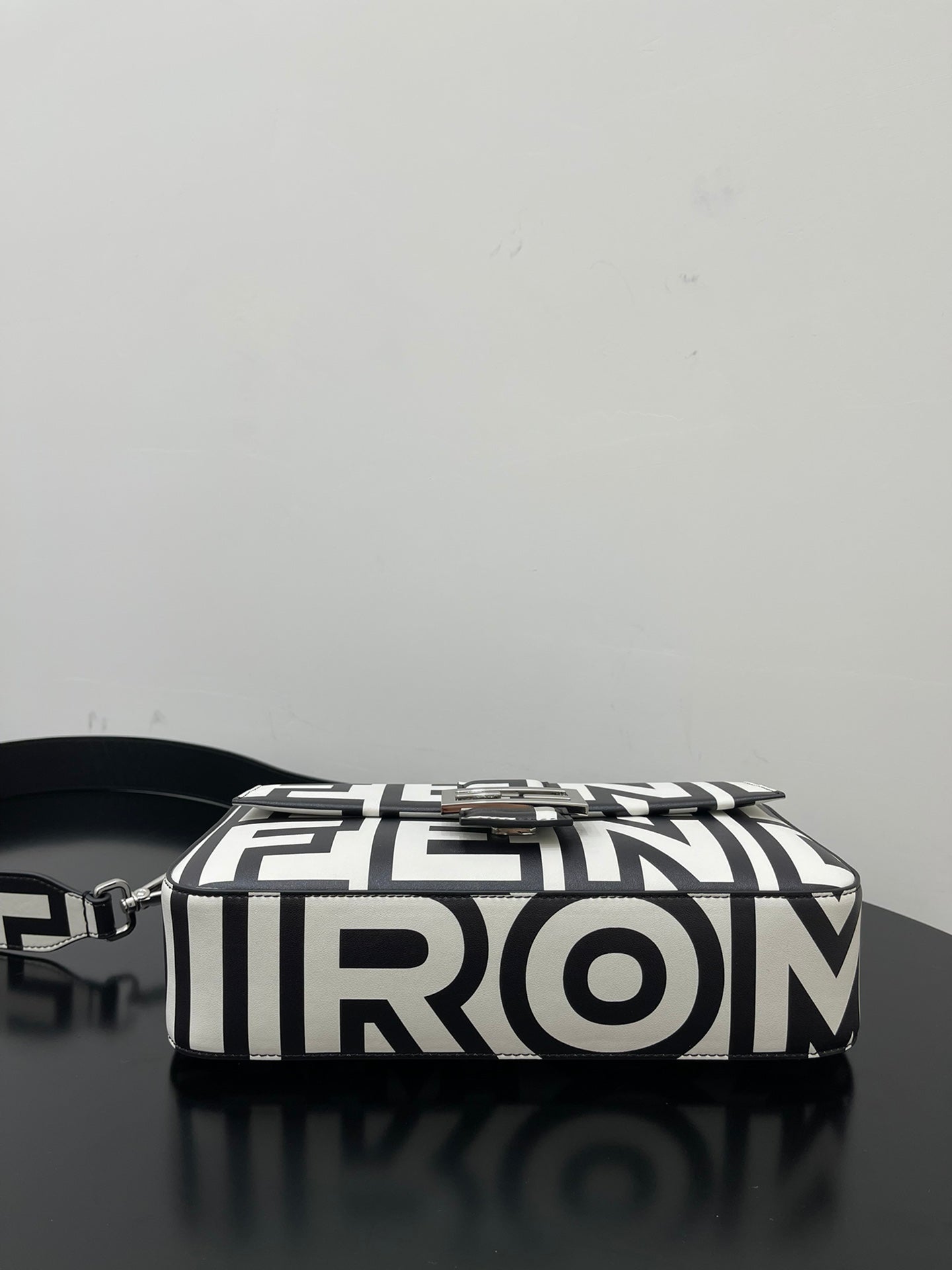 ELE -  Bag - FED - 082