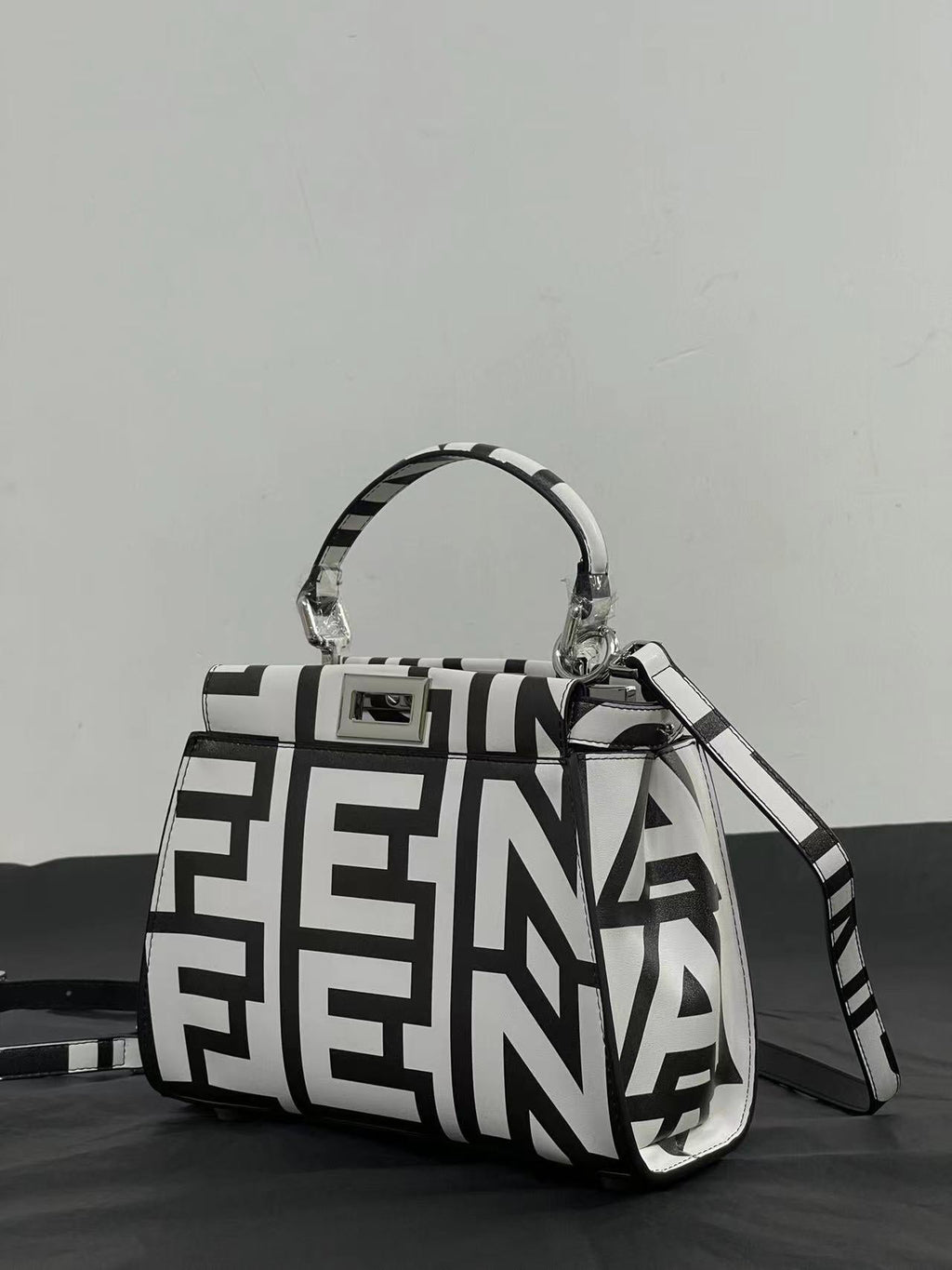 ELE -  Bag - FED - 086