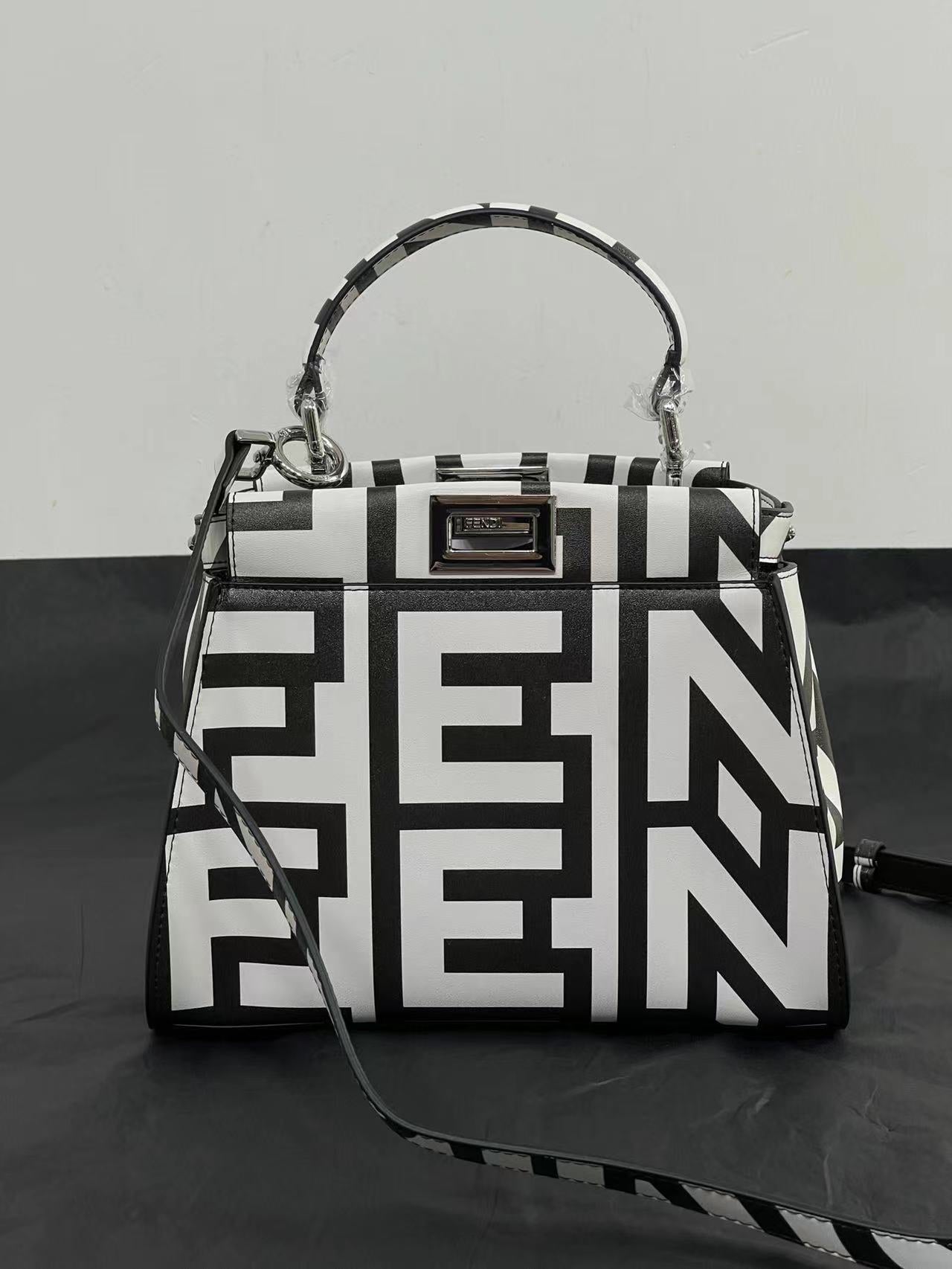 ELE -  Bag - FED - 086