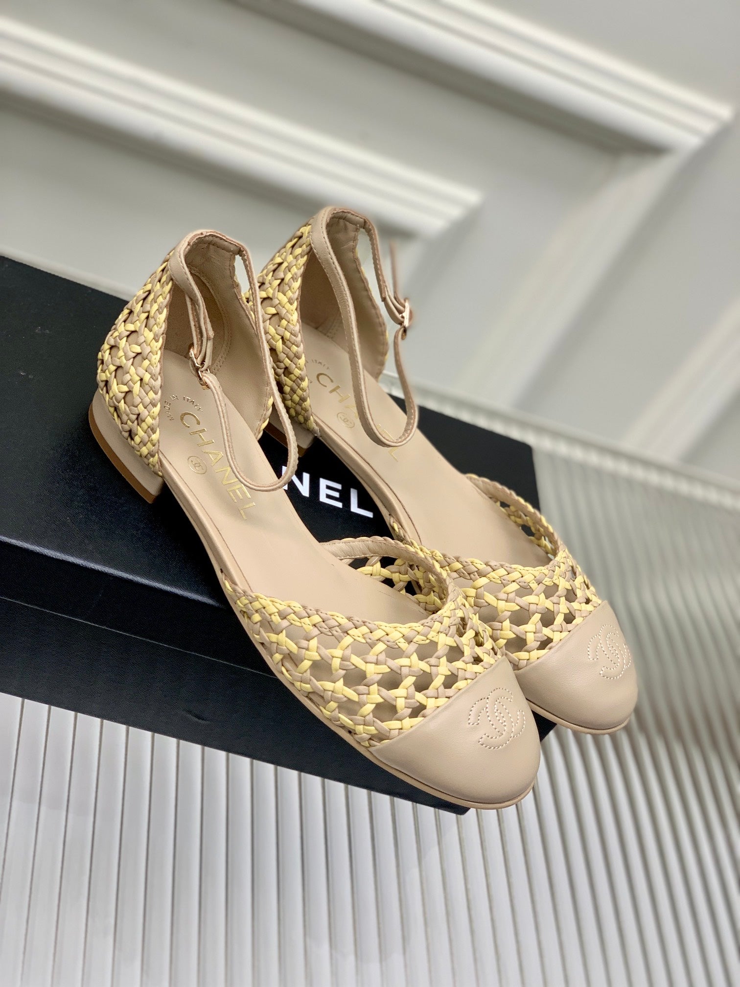 Luxury Shoes Sandals - CHL - 1018