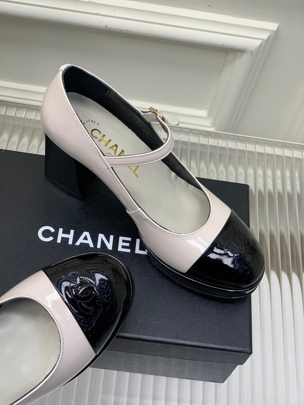Luxury Shoes Sandals - CHL - 1013