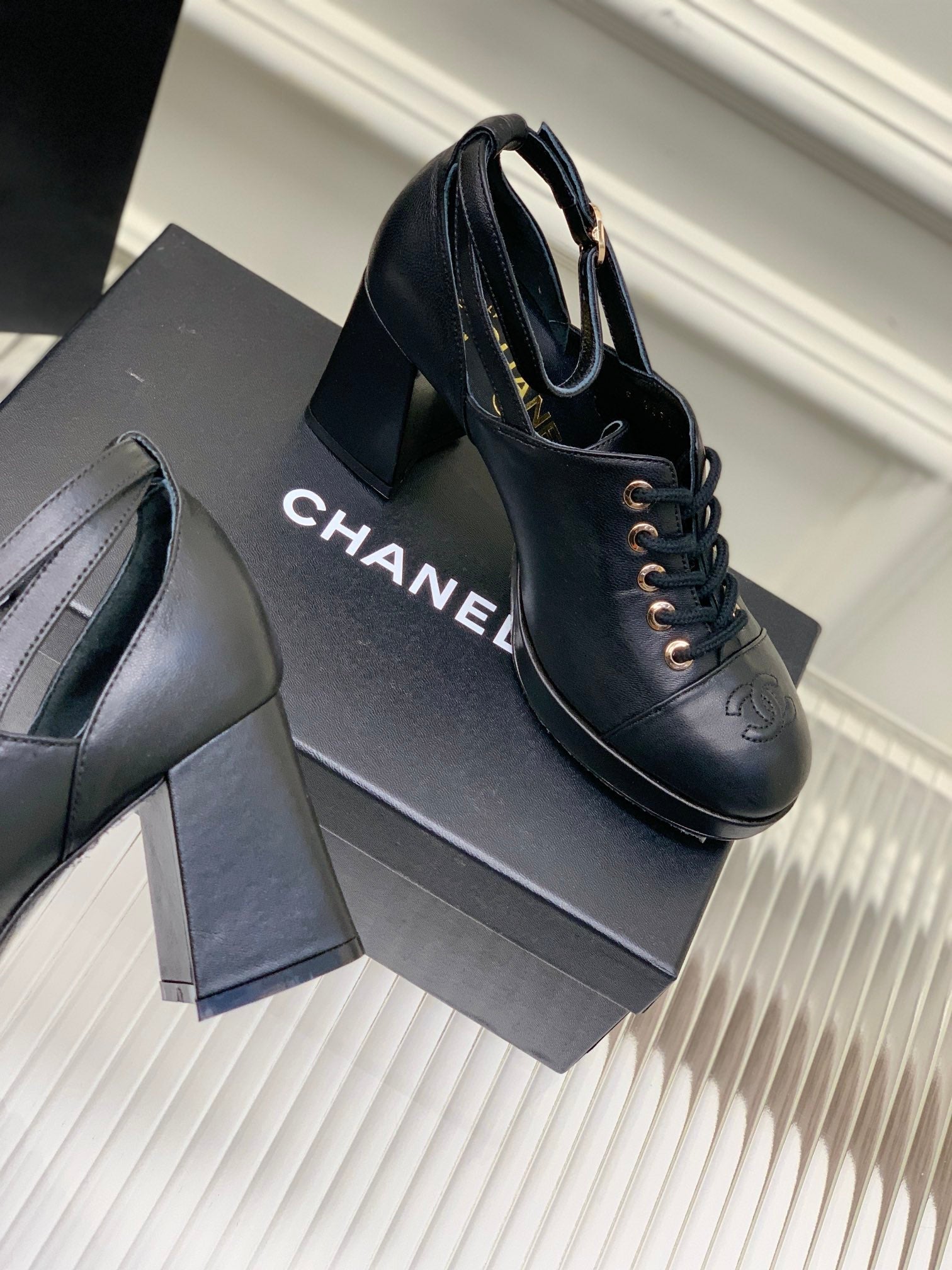 Luxury Shoes Sandals - CHL - 1014