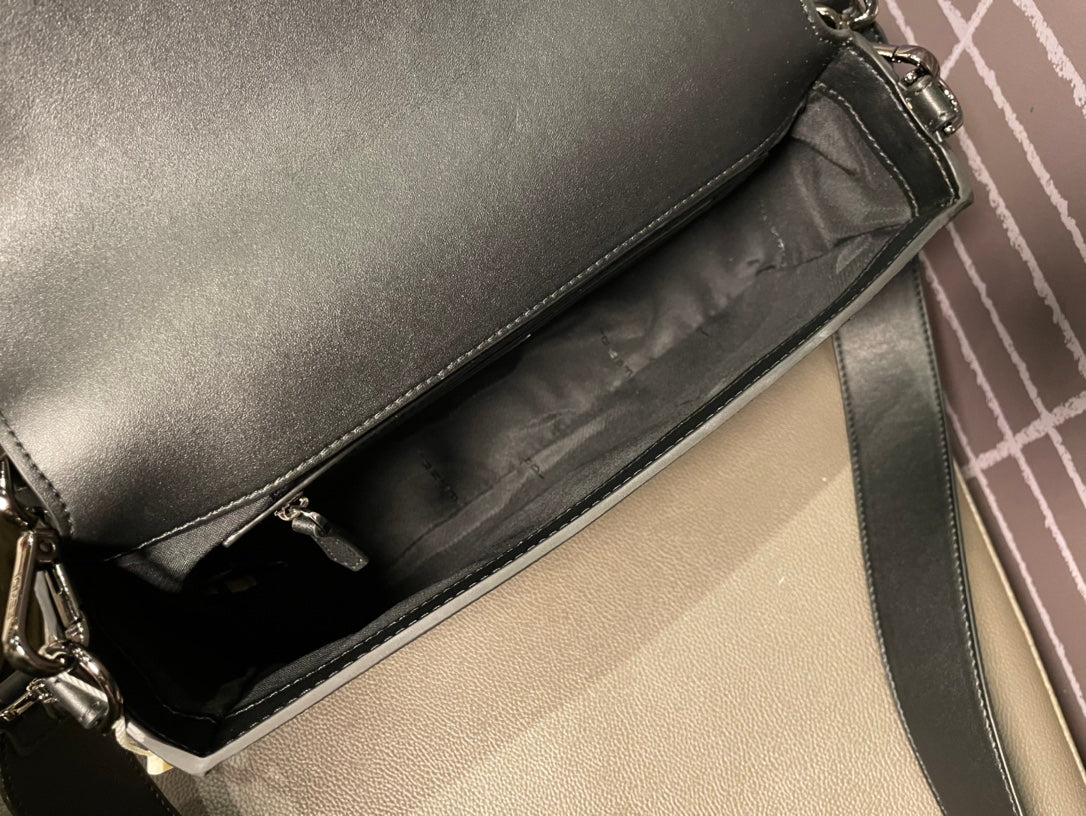 ELE -  Bag - FED - 077