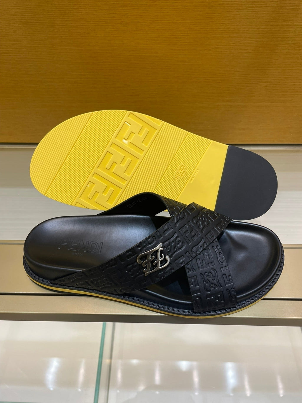 Luxury Shoes - FED - 231