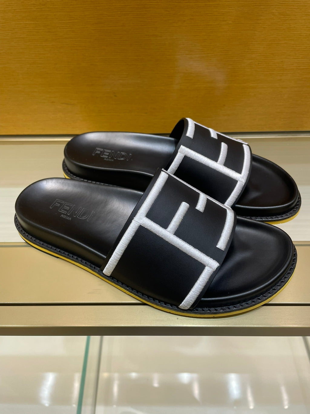 Luxury Shoes - FED - 222