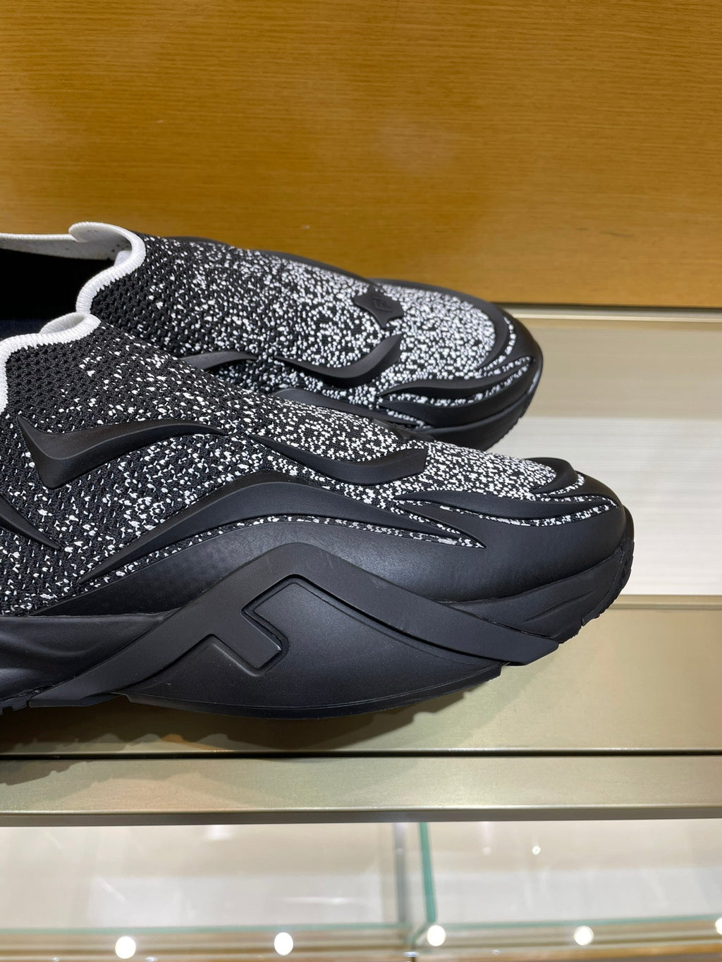 Luxury Shoes - FED - 016
