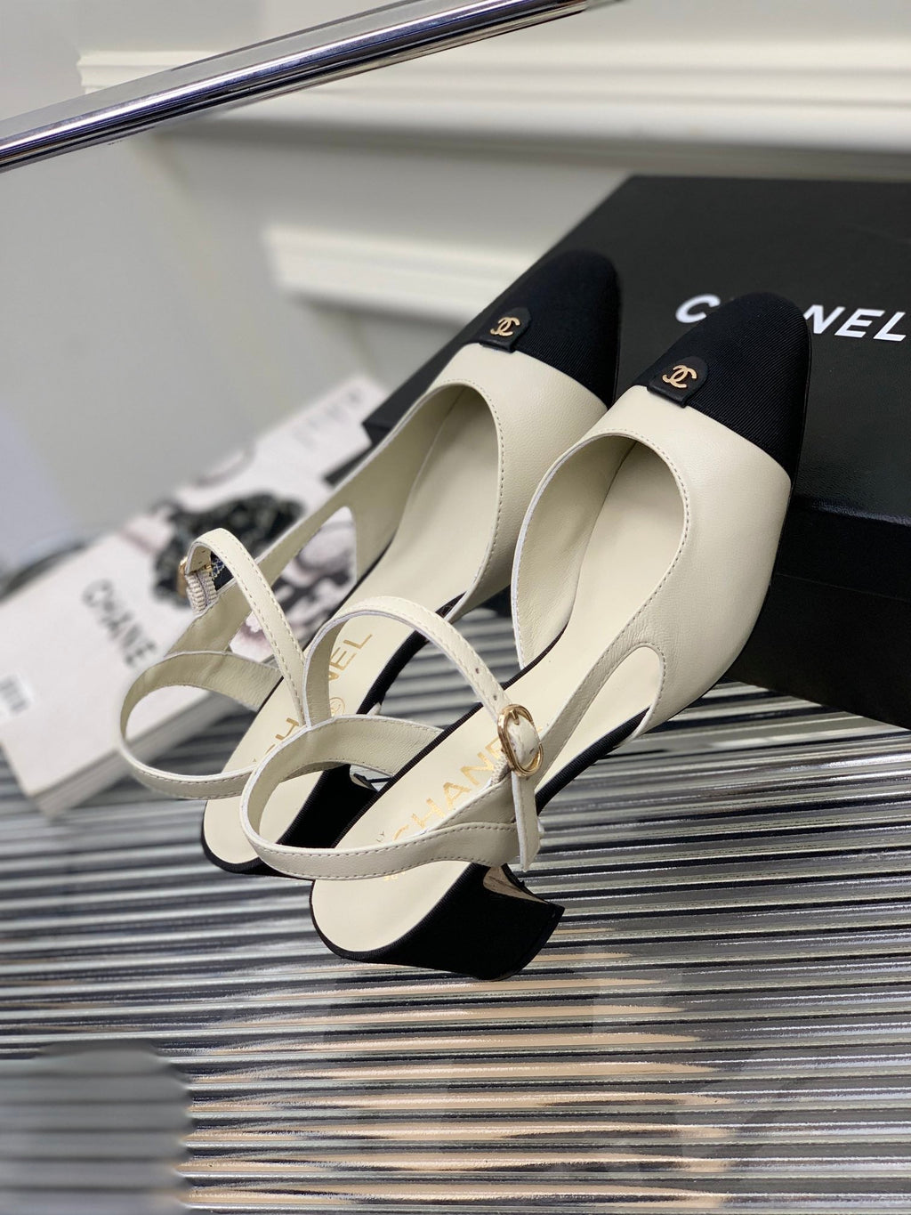 Luxury Shoes Sandals - CHL - 898