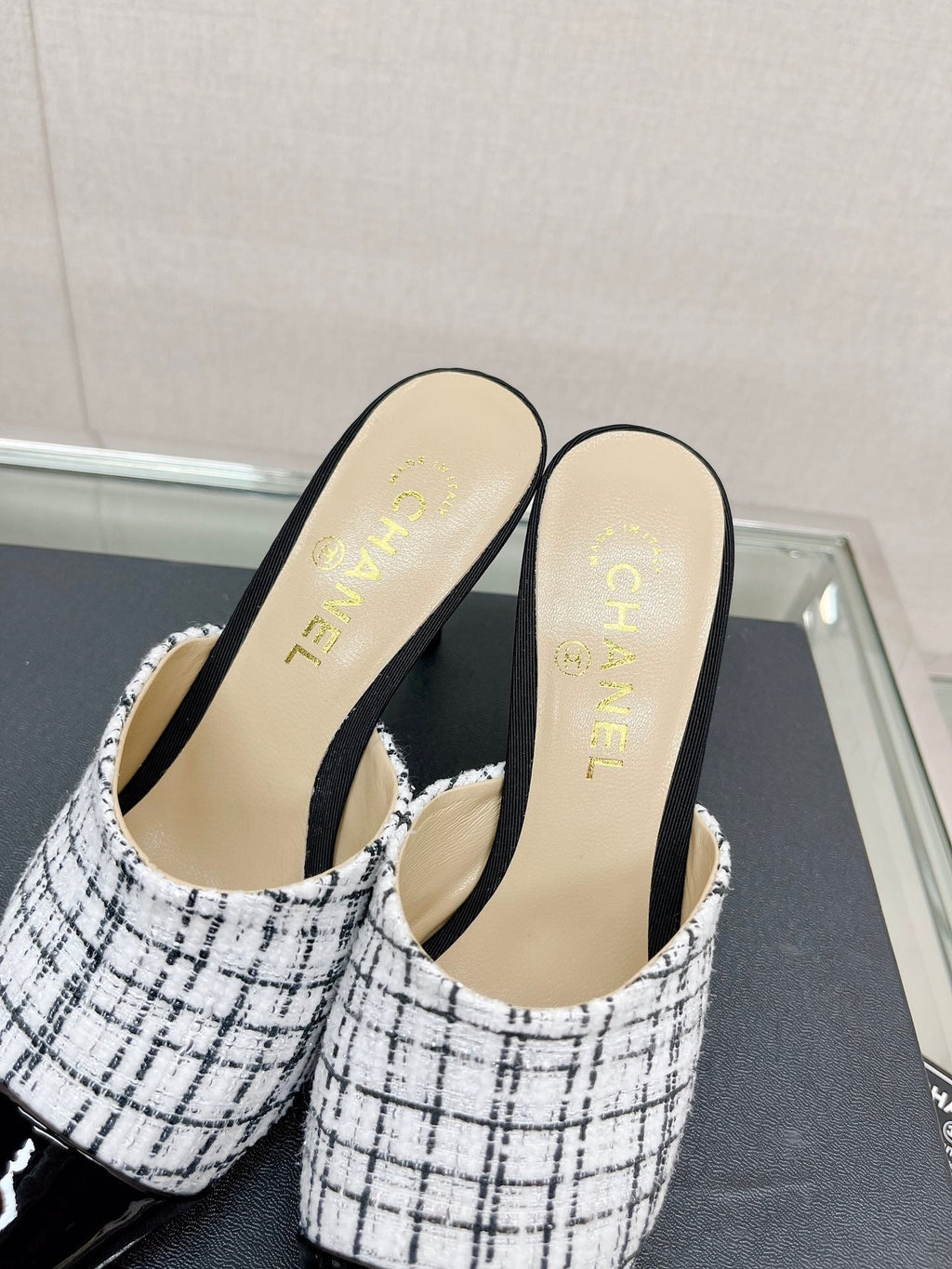 Luxury Shoes Sandals - CHL - 711