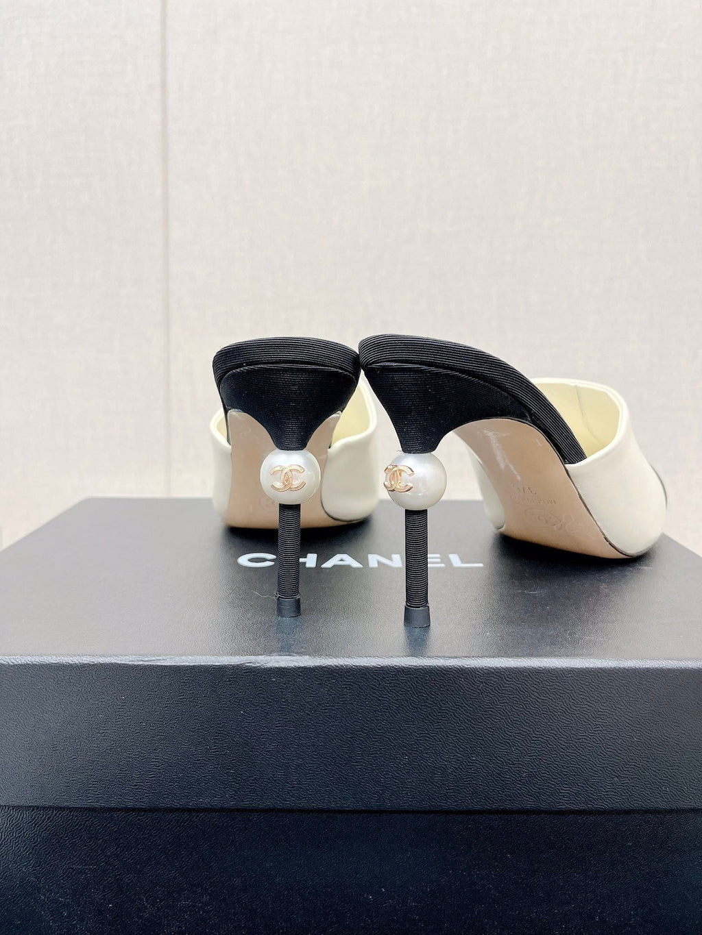 Luxury Shoes Sandals - CHL - 707