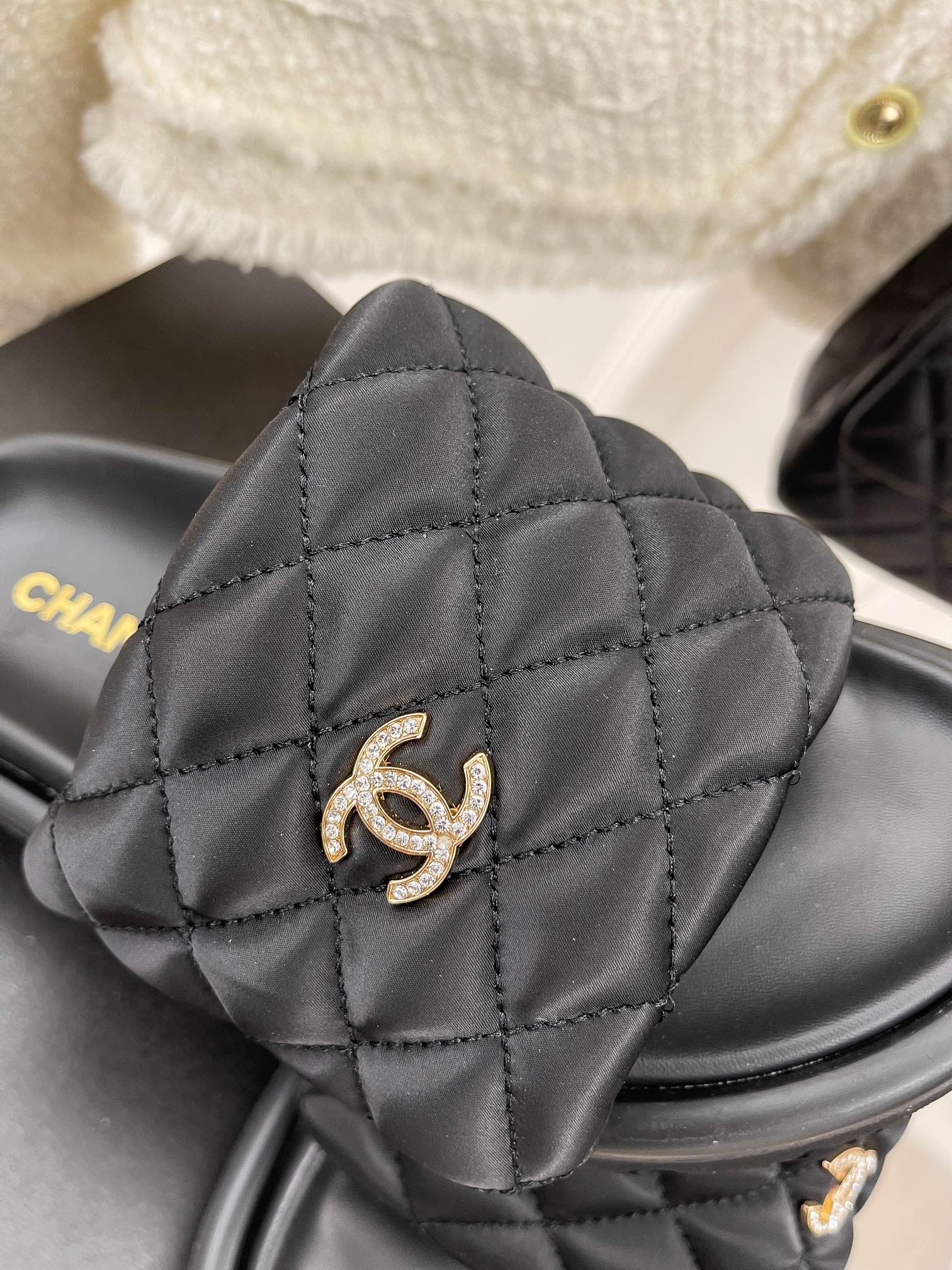 Luxury Shoes Sandals - CHL - 827