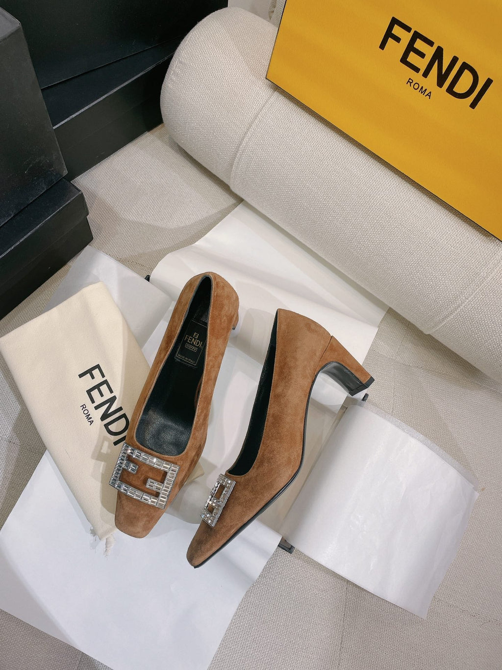 Luxury Shoes - FED - 195