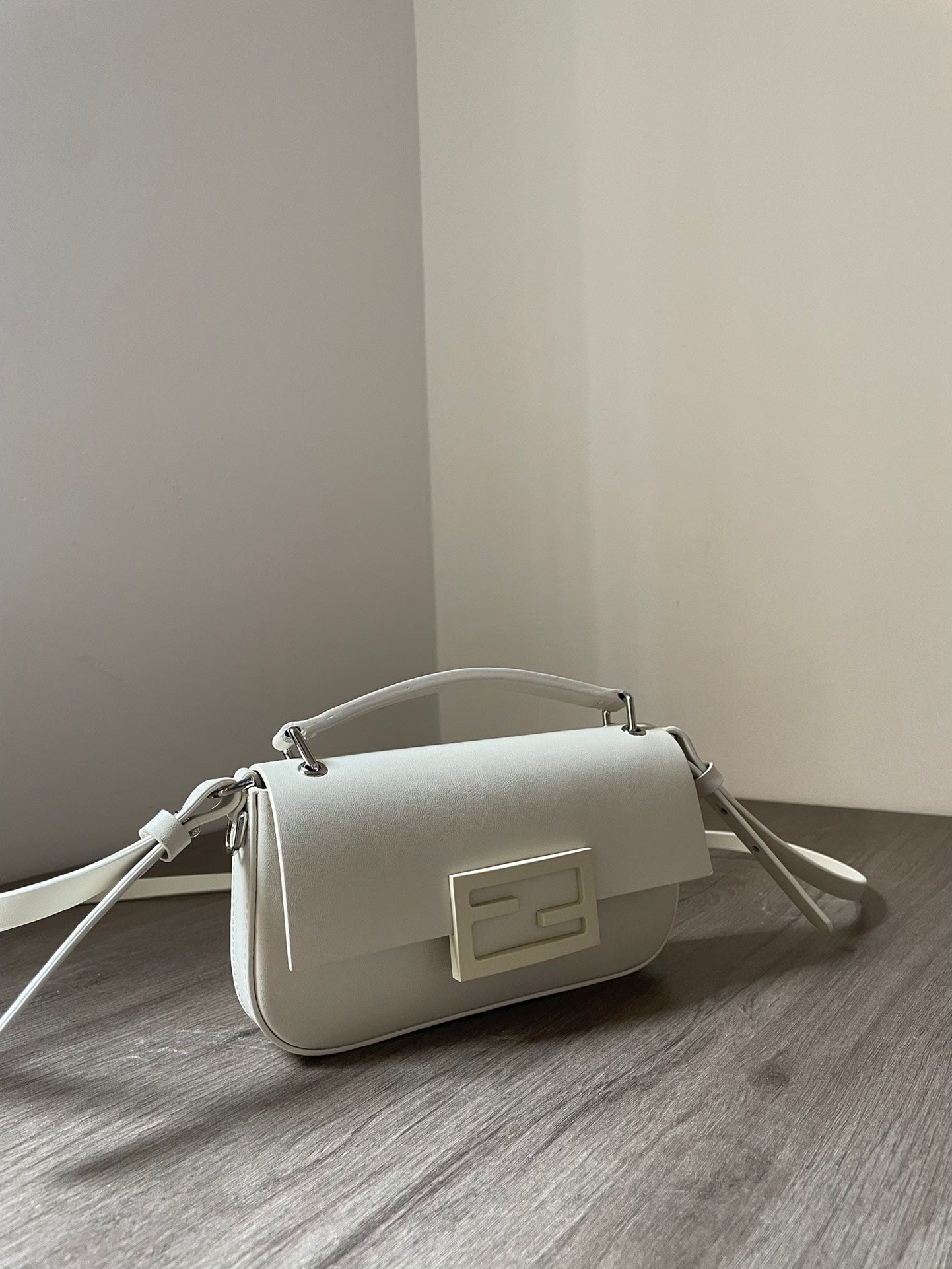 ELE -  Bag - FED - 052